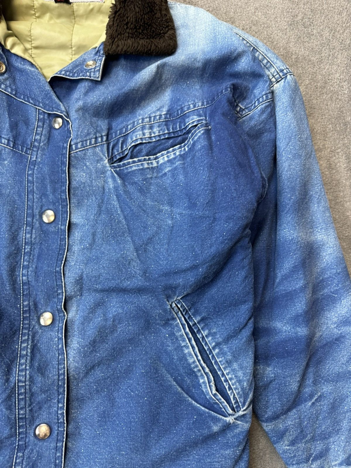Vintage Vintage Elisabeth De Senneville Active Denim Faded Jacket Size US M / EU 48-50 / 2 - 3 Thumbnail