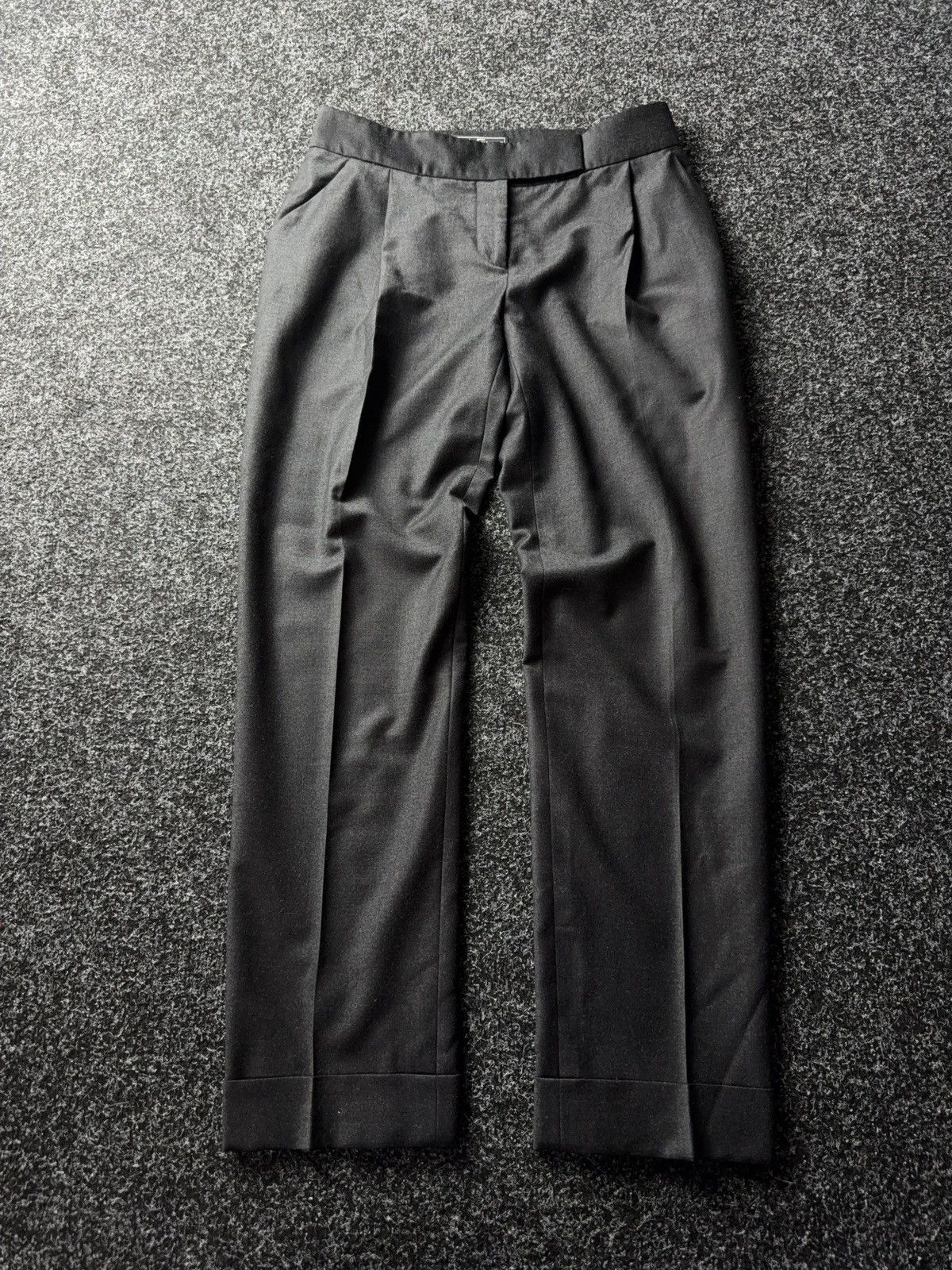 Salvatore Ferragamo Rare Salvatore Ferragamo Wool Pleated Trousers Made in Italy Size 30" / US 8 / IT 44 - 1 Thumbnail