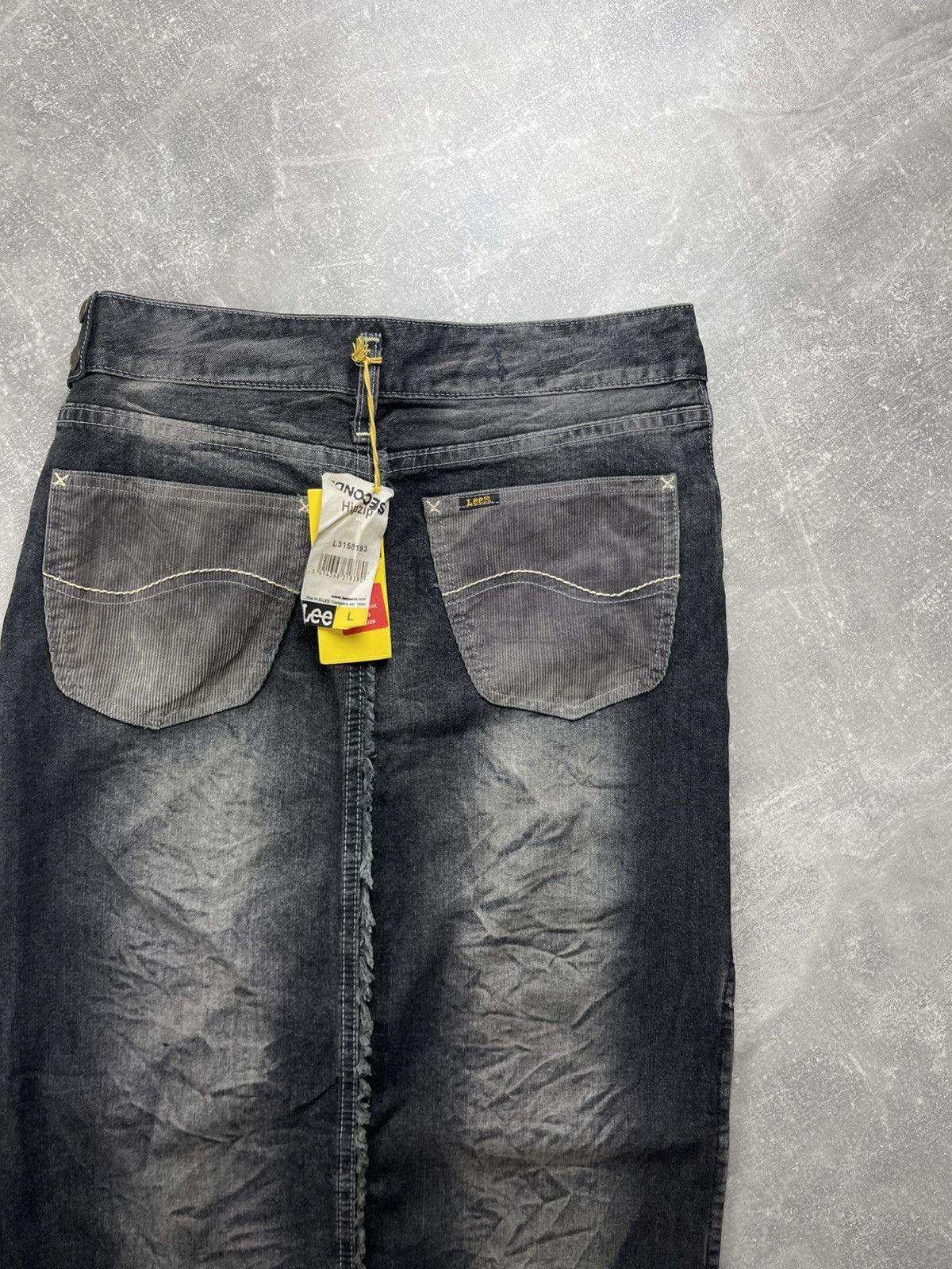 Lee Y2K Lee Black Denim Leather Details Maxi Skirt Vintage Size 32" / US 10 / IT 46 - 5 Thumbnail
