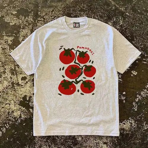 Japanese Brand Aizawa x Hino Grey street washed retro tomato print t-shirt Size US M / EU 48-50 / 2 - 1 Thumbnail