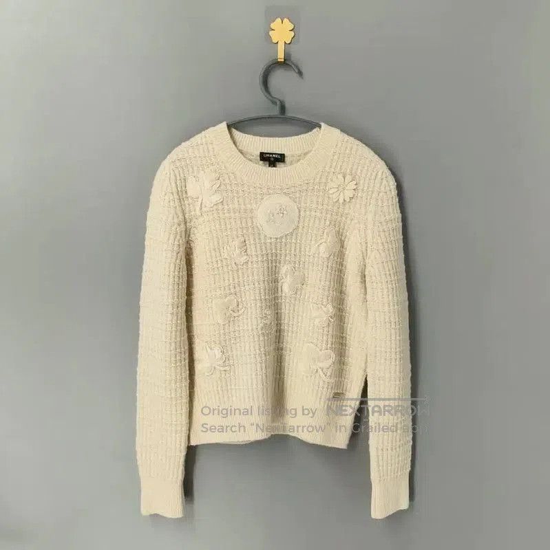 Chanel Chanel Cream Wool Women's Pullover Sweater . Size S / US 4 / IT 40 - 1 Thumbnail