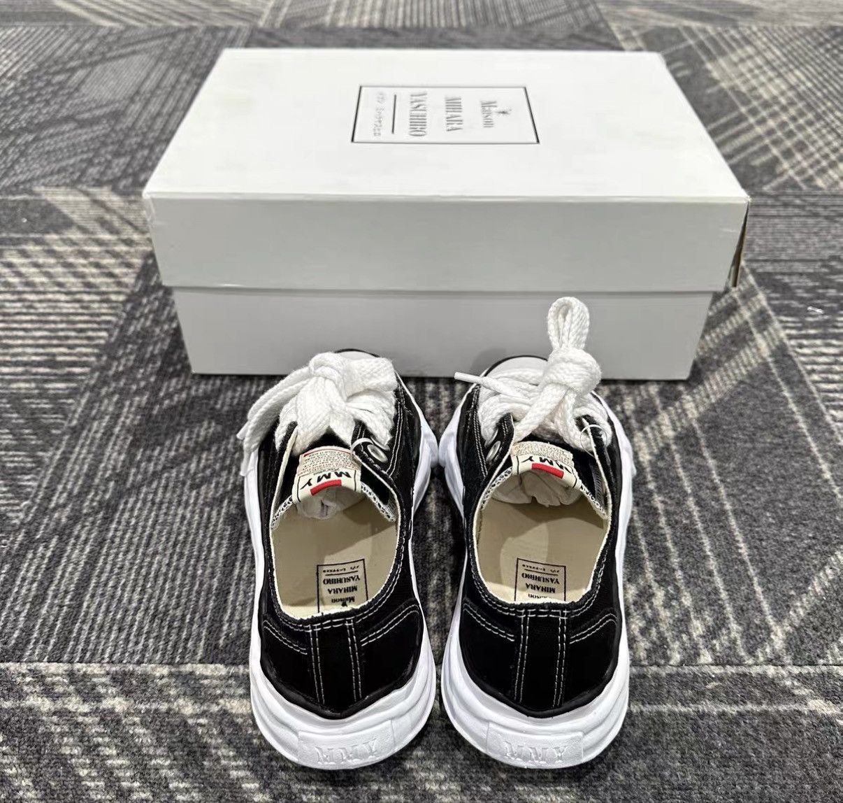 Maison MIHARA YASUHIRO MIHARA YASUHIRO Black & White Distorted Sneakers J42 Size US 6 / IT 36 - 3 Thumbnail