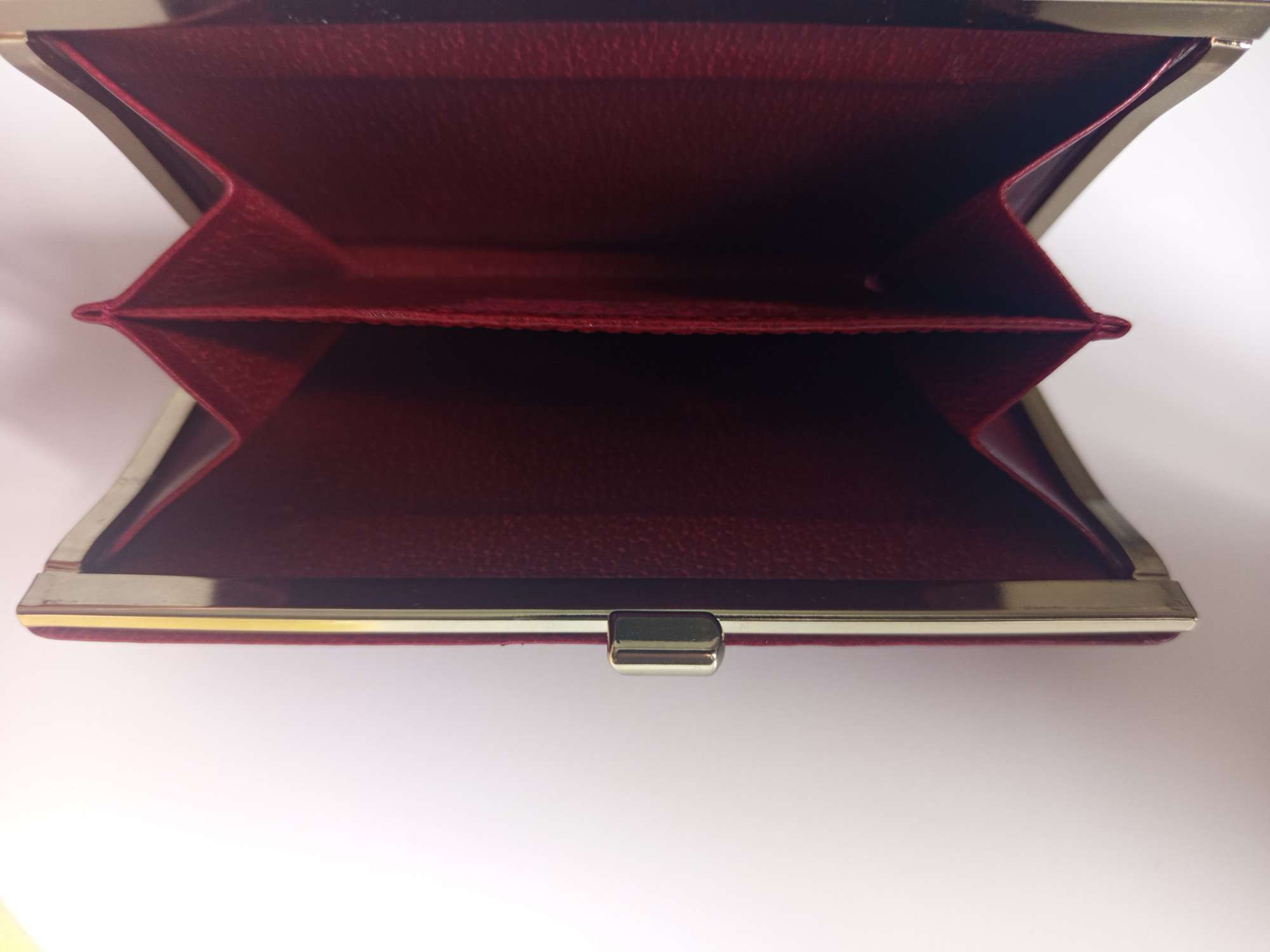Valentino Valentino Garavani Wallet Burgundy Leather Kiss Lock Vintage Size ONE SIZE - 10 Thumbnail