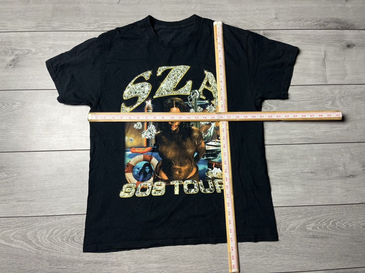 Rap Tees 🇺🇸 SZA SOS Tour Top Dawg Rap Y2K T-Shirt Rare Retro Hype Size US L / EU 52-54 / 3 - 5 Thumbnail