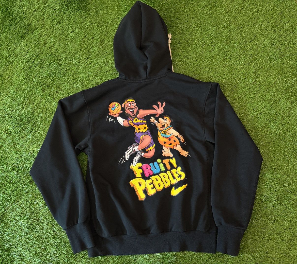 Nike Nike Lebron x Fruity Pebbles Dri-Fit Standard Issue Hoodie Size US S / EU 44-46 / 1 - 1 Thumbnail