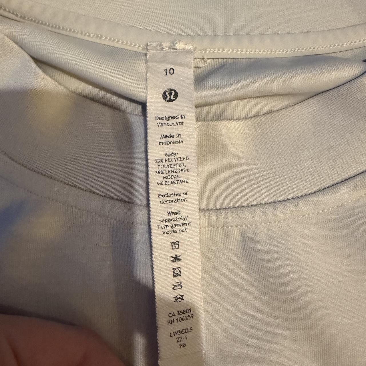 Lululemon Lululemon Softstreme Perfectly Oversized Cropped Crew 10 Size L / US 10 / IT 46 - 2 Thumbnail