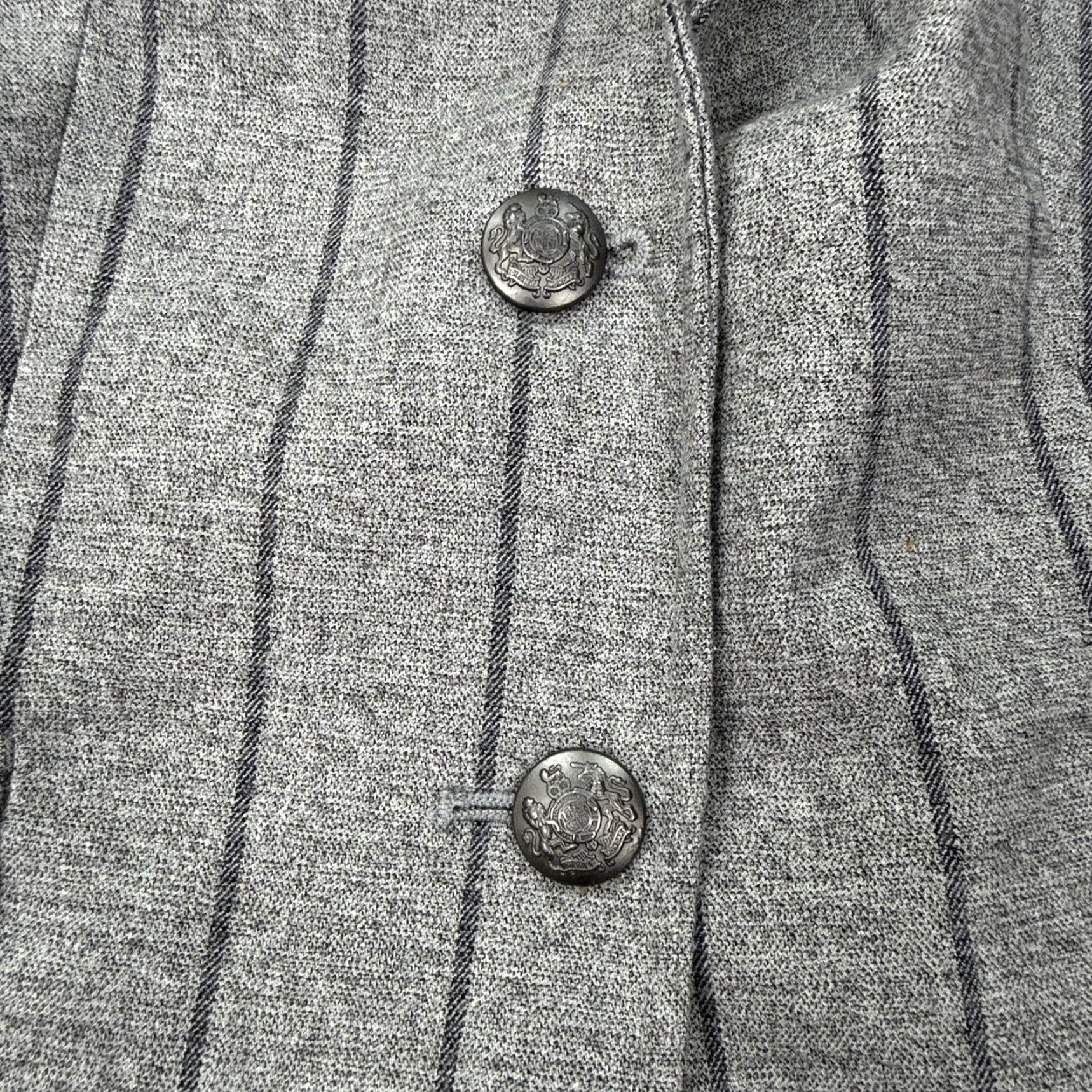 Banana Republic Banana Republic Blazer Jacket Womens 8 Gray Pinstripe Lined Tailored Notch Lapel Business Work Size M / US 6-8 / IT 42-44 - 3 Thumbnail