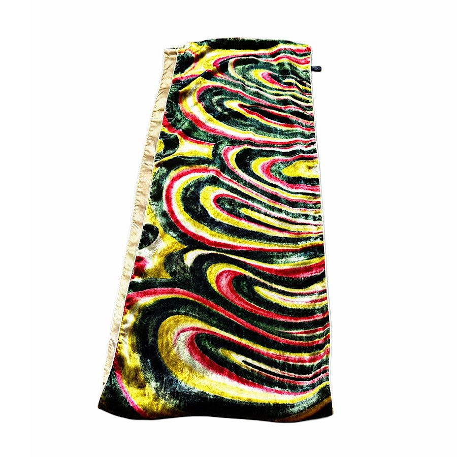 Gucci Authentic Gucci Tom Ford 98 FW Satin Scarf Size ONE SIZE - 2 Thumbnail