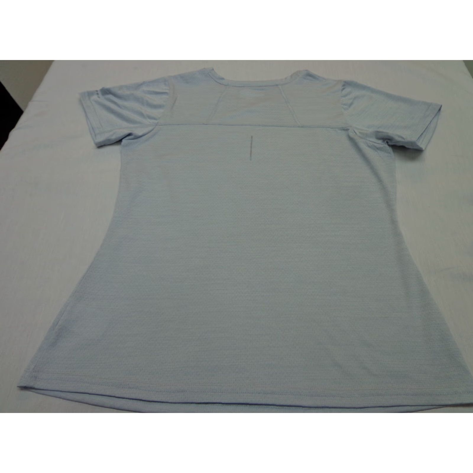 Vintage Columbia Shirt Women M Gray Polyester Logo Crew Neck Short Sleeve T-Shirt All Seasons Casual Regular Fabric Charcoal Logo Most Common Keywords Size M / US 6-8 / IT 42-44 - 8 Thumbnail