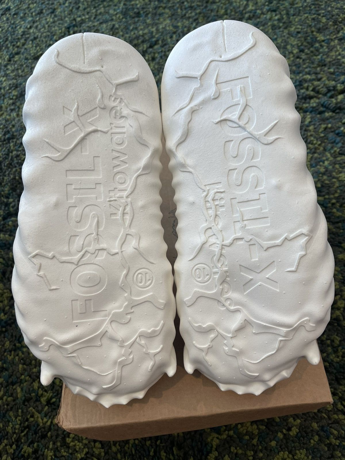 Hypebeast Kito Ware Fossil X Jag Runner Size US 10 / EU 43 - 7 Thumbnail