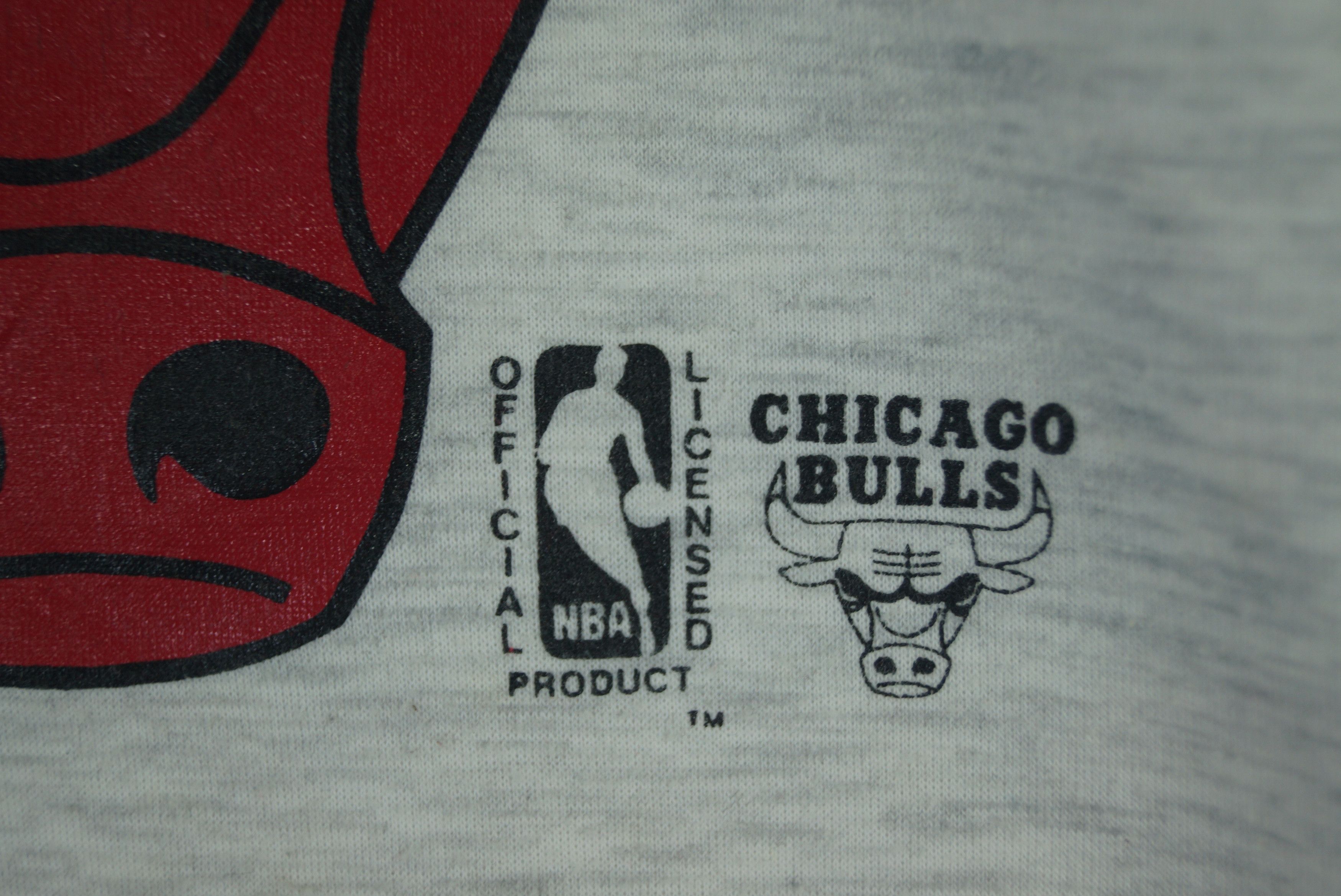 NBA × Vintage Chicago Bulls Sweatshirt Big Logo Size US M / EU 48-50 / 2 - 3 Thumbnail