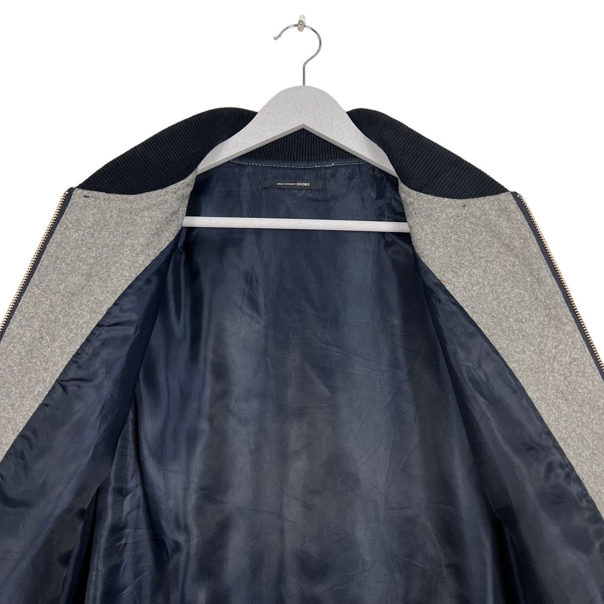 URBAN RESEARCH DOORS 🔥 URBAN RESEARCH DOOR VARSITY BOMBER JACKET Size US M / EU 48-50 / 2 - 12 Thumbnail