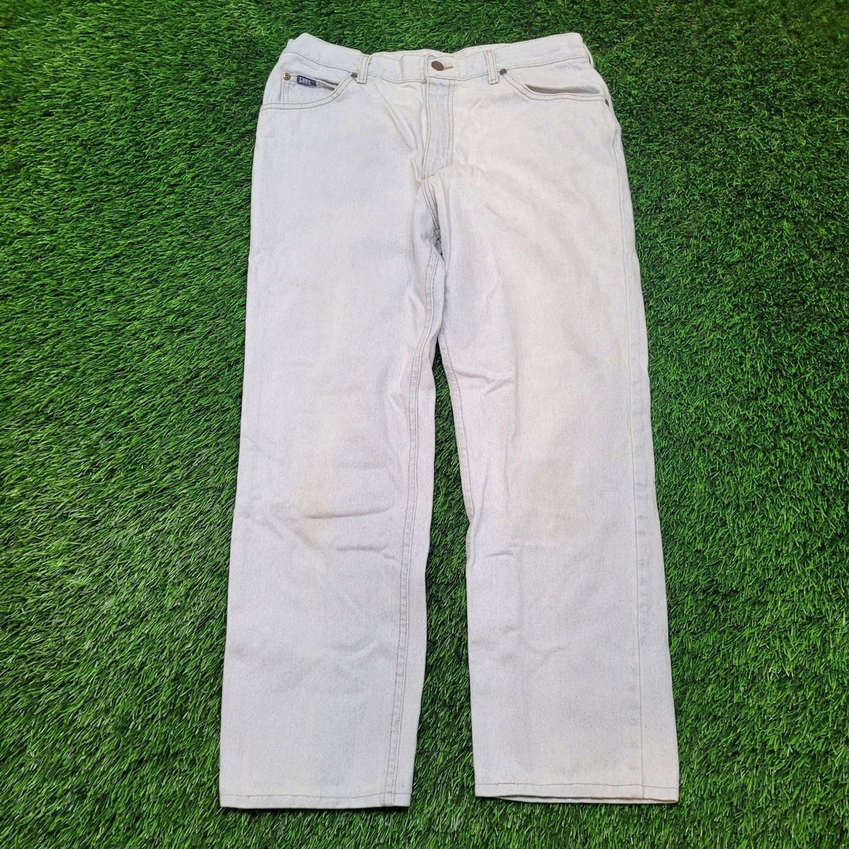 Lee VINTAGE 90s Lee Jeans Mens 34x28 Straight Leg Mid Rise Zipper Pockets Relaxed Fit jeans Size US 34 / EU 50 - 2 Thumbnail
