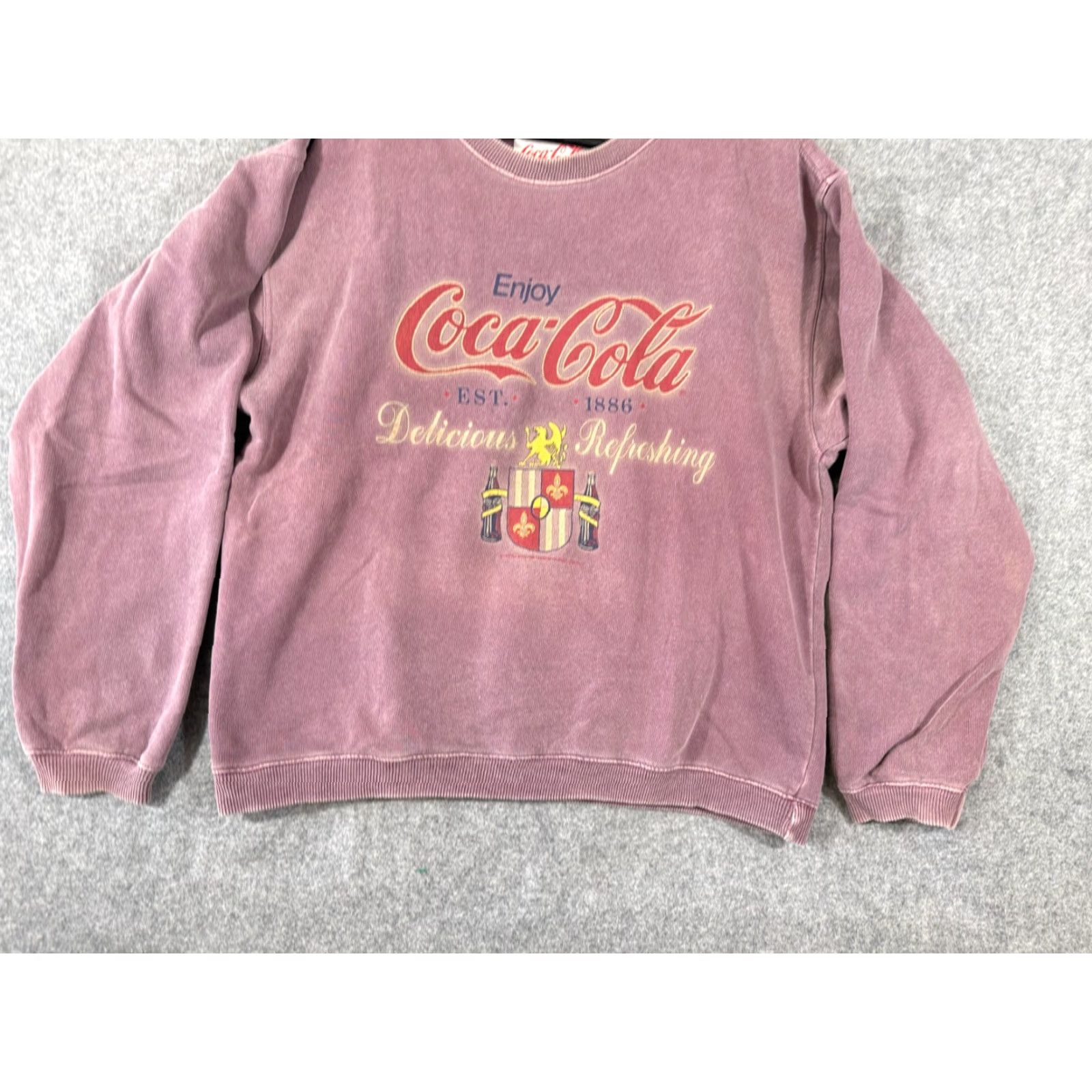 Vintage VINTAGE Coca-Cola Sweatshirt Mens S Mauve Pink Graphic Crew Neck Long Sleeve Size US S / EU 44-46 / 1 - 4 Thumbnail