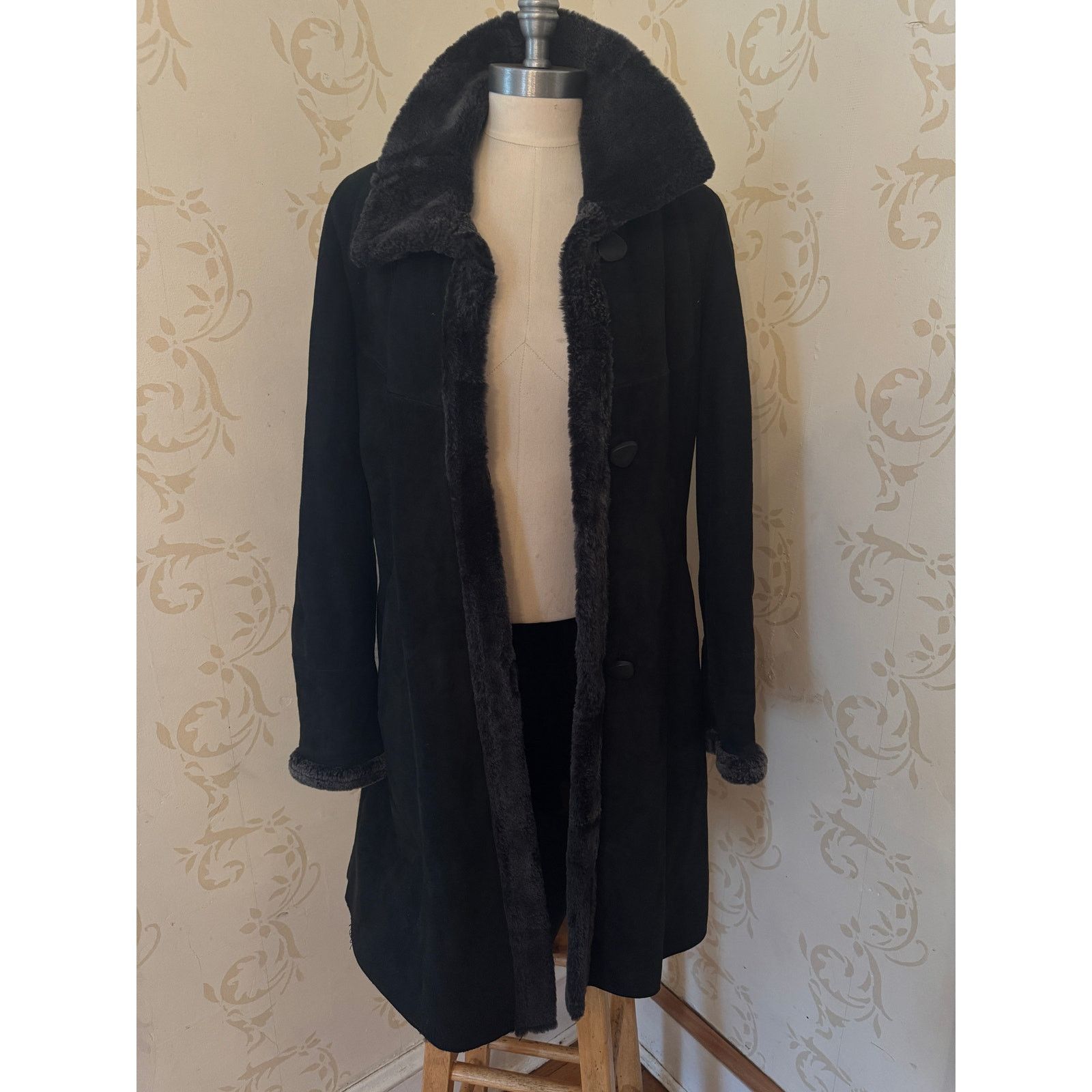 Vintage Ladies Size 4 Rafel Shearling 100% Shearling Black Jacket Size S / US 4 / IT 40 - 5 Thumbnail