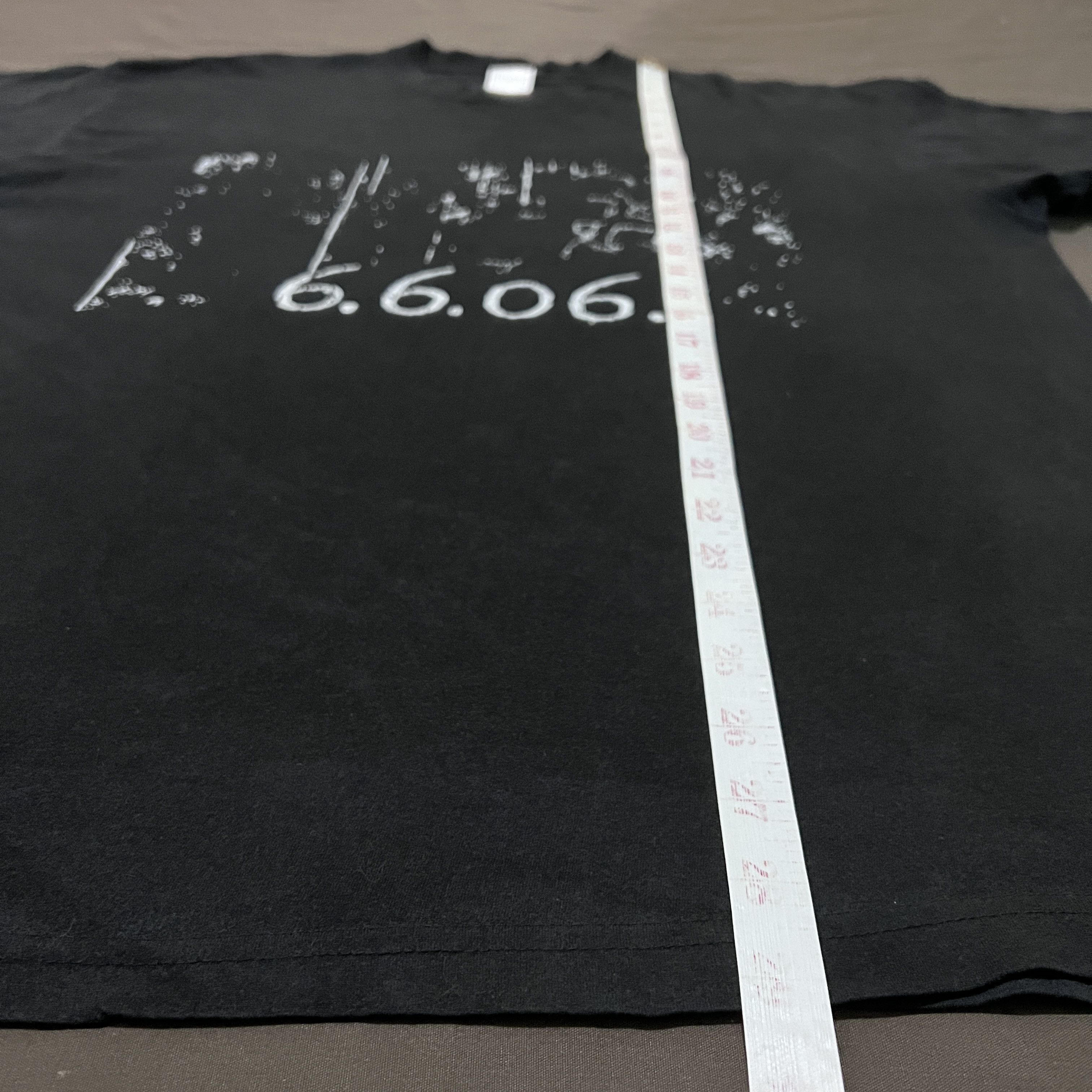 Expert Horror Vintage Y2K The Omen 666 Horror Movie Promo Tee XL Faded Size US XL / EU 56 / 4 - 7 Thumbnail