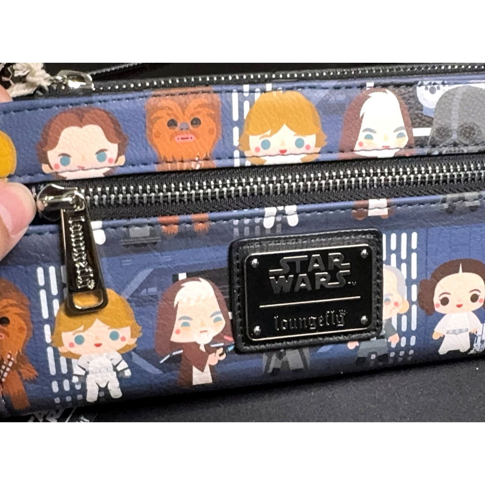 Vintage VINTAGE Star Wars Loungefly Wallet Womens Blue Faux Leather Zipper Mini Figure New Tags Size ONE SIZE - 6 Thumbnail