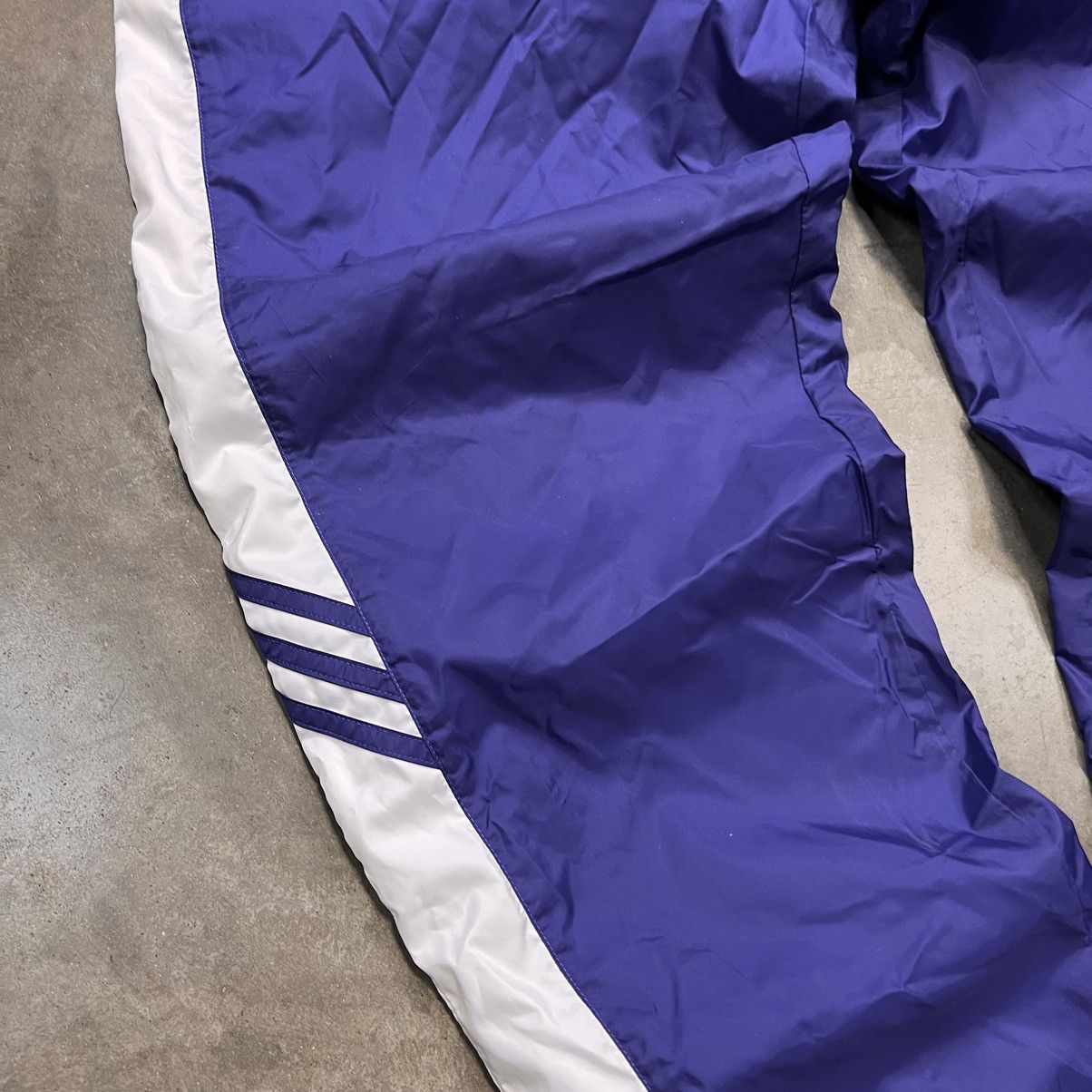 Adidas × Vintage Vintage Y2K 00s Adidas Wimdbreaker Sweatpants Drill Size US 30 / EU 46 - 3 Thumbnail