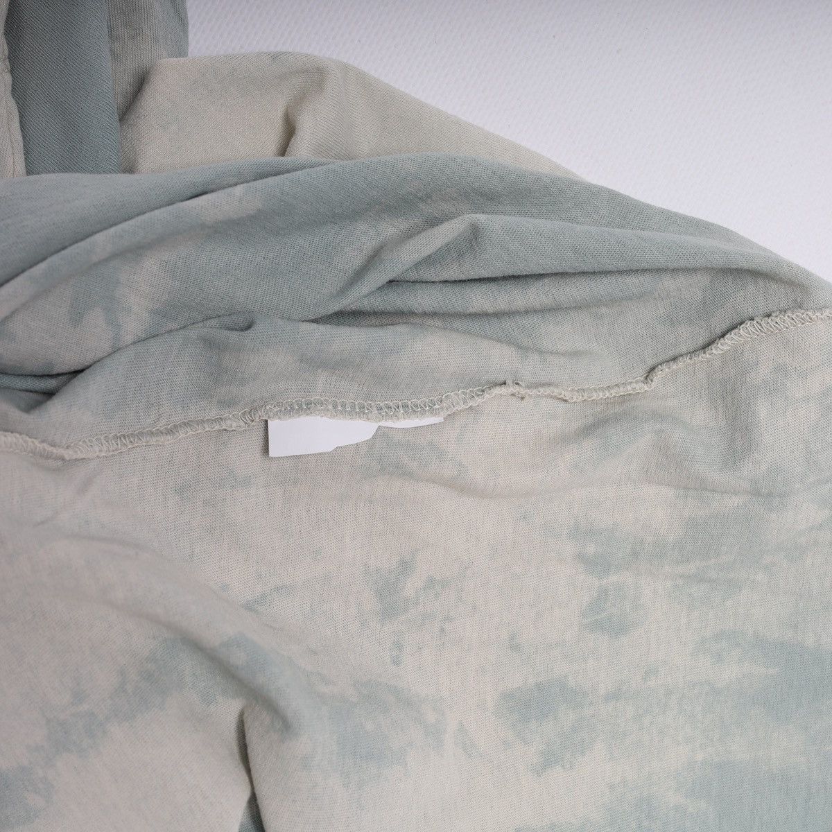 Saint Laurent Paris Saint Laurent Tie Dye Printed Tee T-shirt Blue Center Logo Size US L / EU 52-54 / 3 - 16 Thumbnail