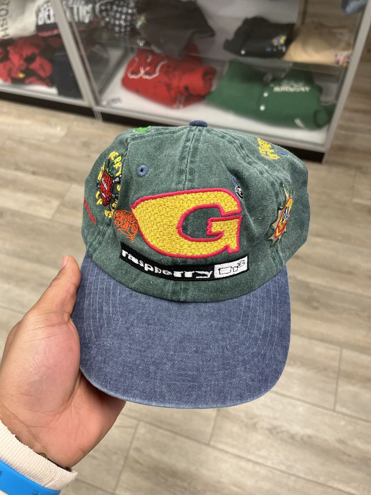 The GV Gallery GV Gallery x Greedy Unit Cap Size ONE SIZE - 1 Thumbnail