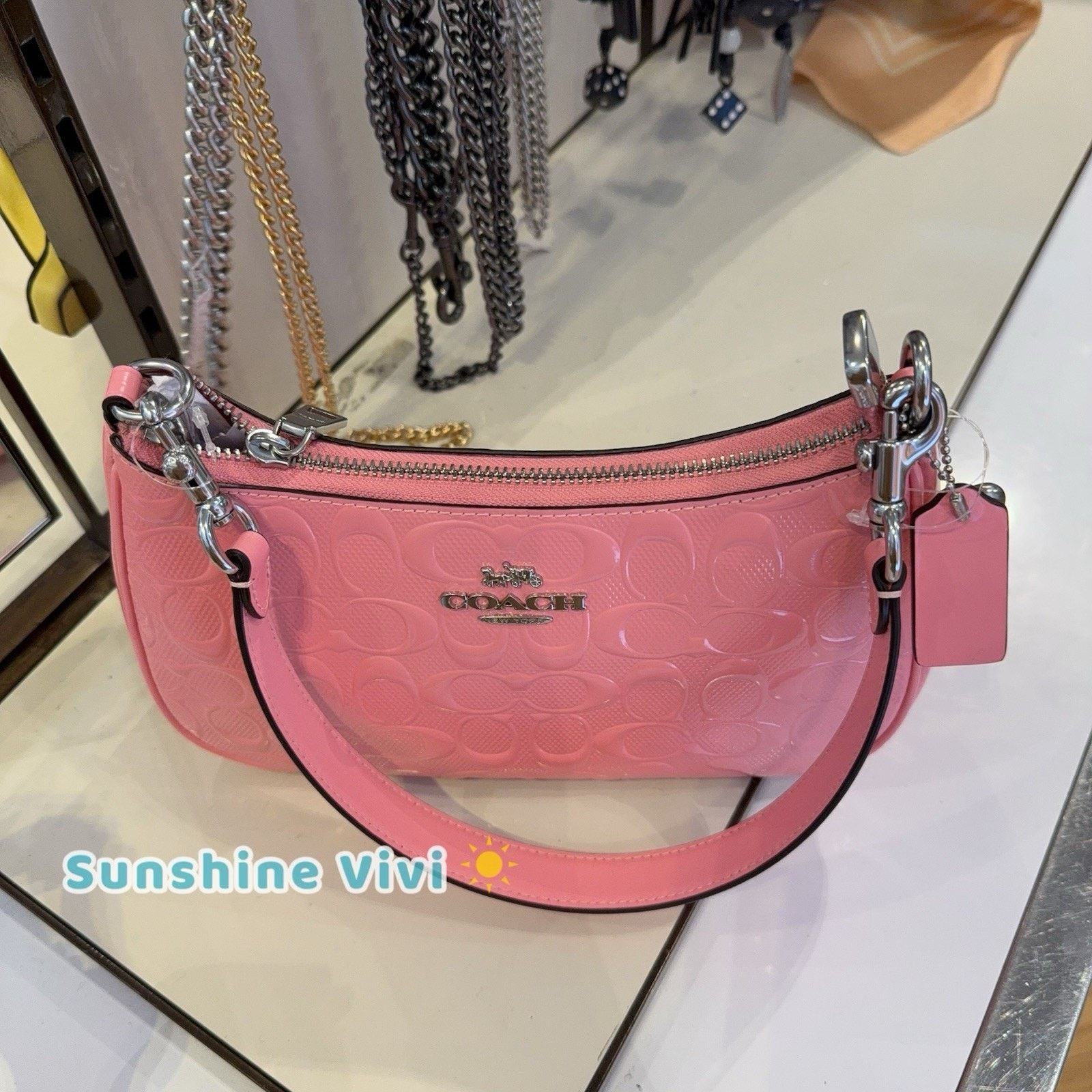 Coach NWT Coach CDA98 Teri Shoulder Bag Leather Heart Charm Pink Size ONE SIZE - 6 Thumbnail