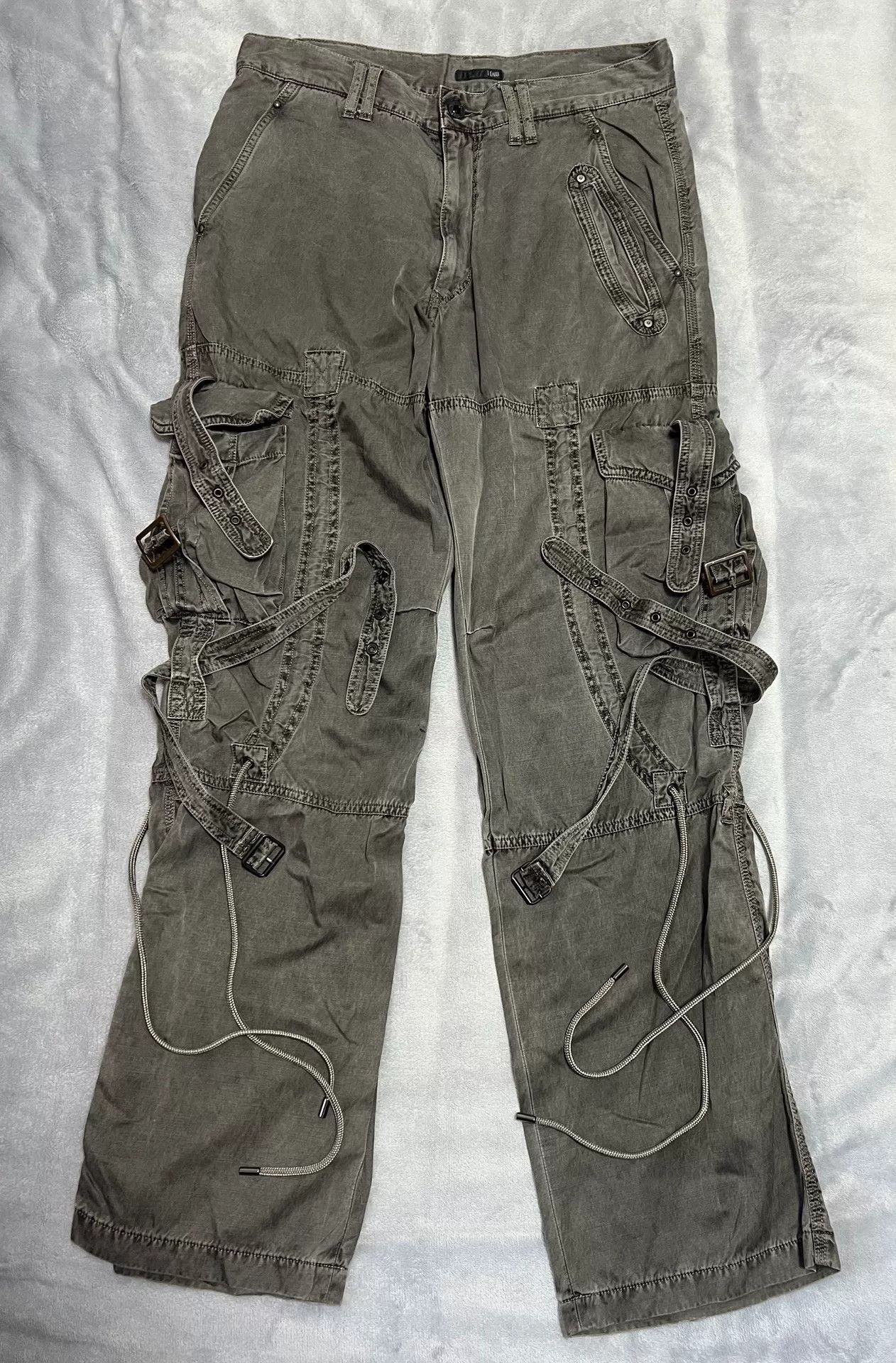 Balenciaga Balenciaga Cargo Casual Pants S Men Size US 30 / EU 46 - 1 Thumbnail