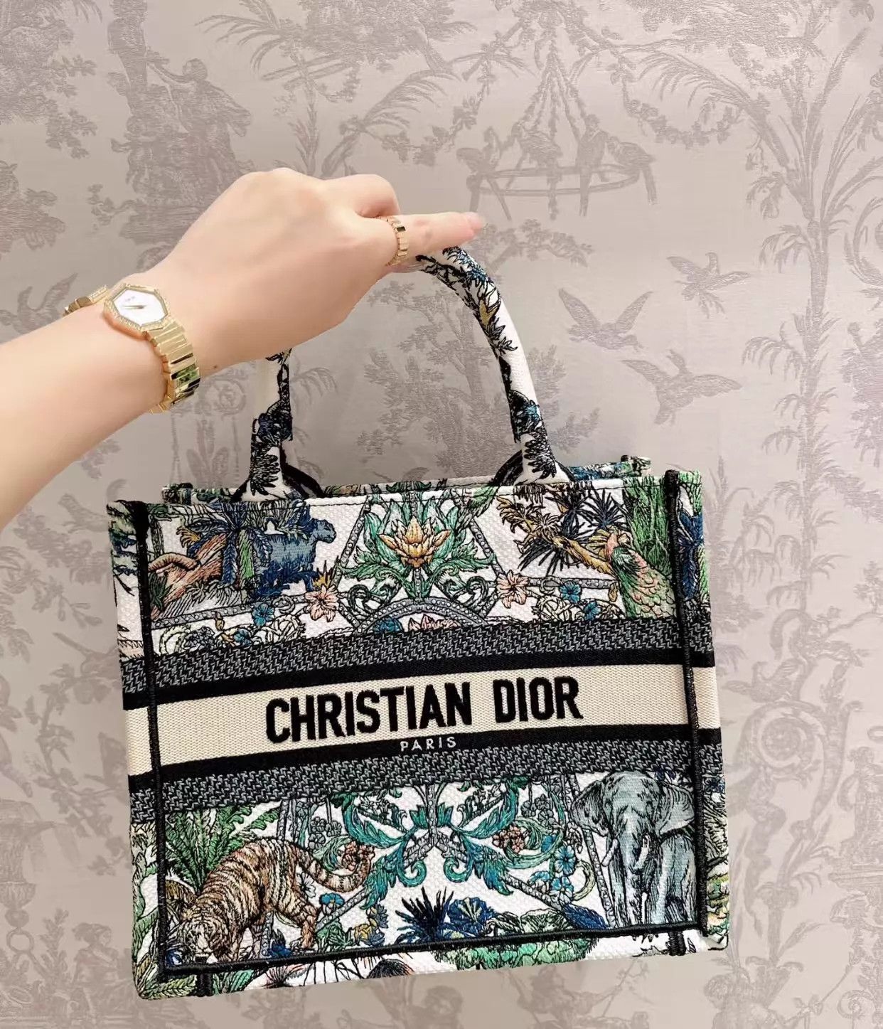 Dior Dior Book Tote Embroidered Animal Floral Canvas Size ONE SIZE - 2 Thumbnail