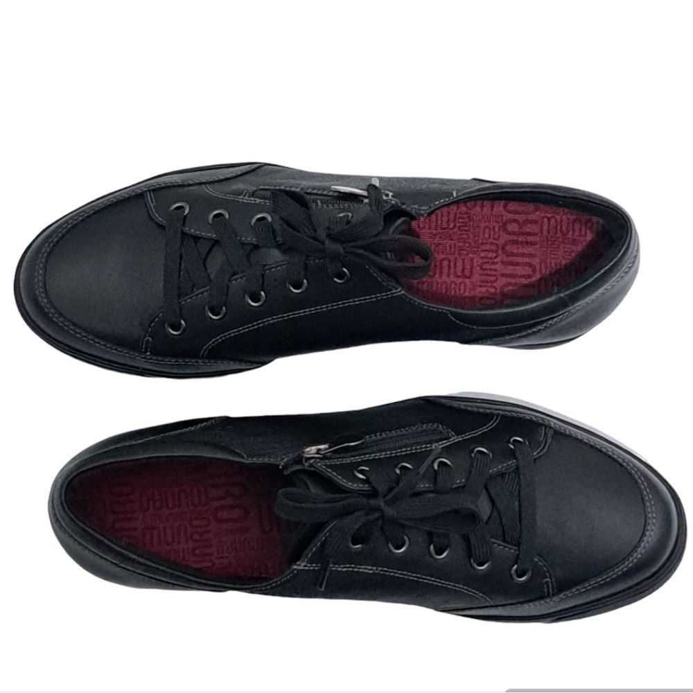 image of Unbrnd Munro Gabbie Athletic Ultra Lightweight Leather Sneaker Size in Black, Women's