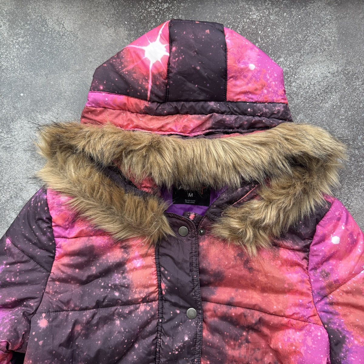 Japanese Brand Fbsister Y2K Galaxy Print Faux Fur Hooded Puffer Jacket Size M / US 6-8 / IT 42-44 - 5 Thumbnail