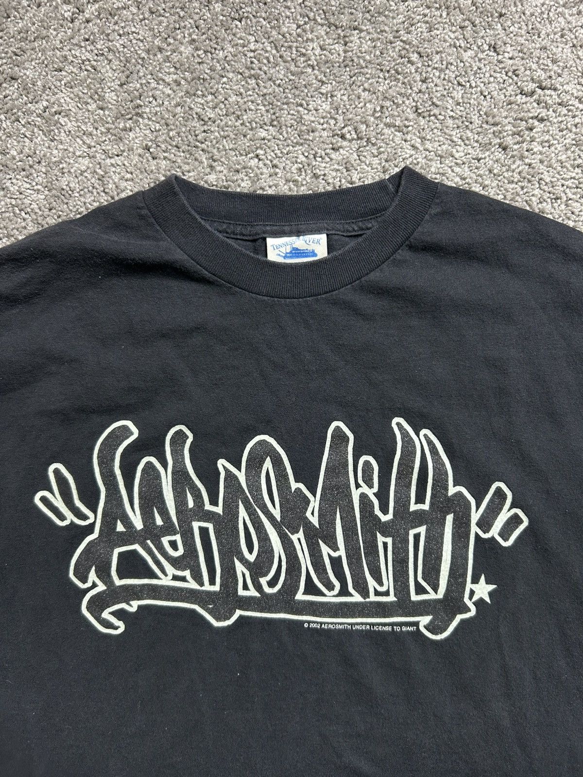 Band Tees Vintage Y2K Aerosmith Glitter Band Tour Tee 2002 Tennessee Size US XL / EU 56 / 4 - 2 Thumbnail