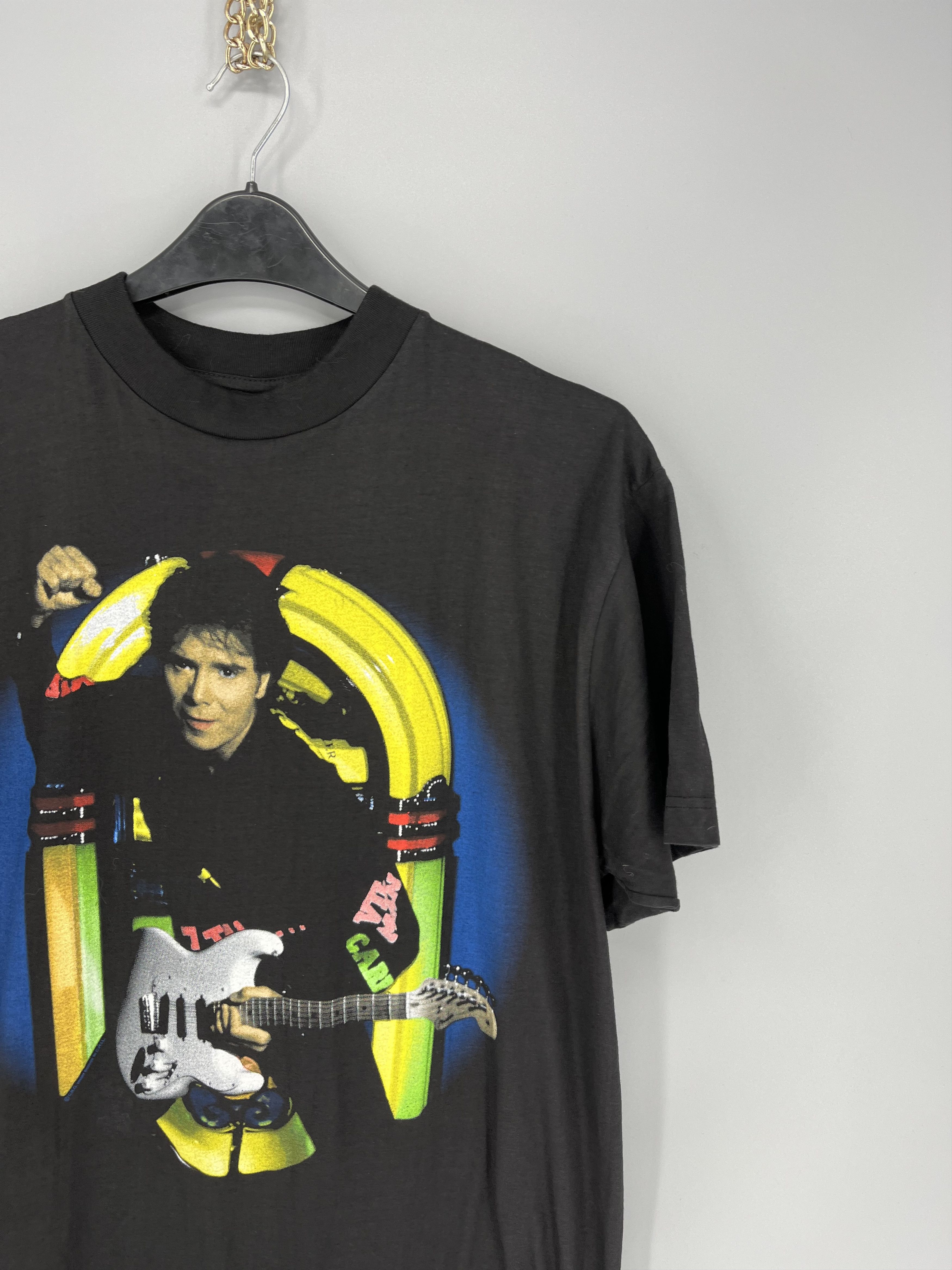 Band Tees Vintage 1994 CLIFF RICHARD Band Tour Rock T-shirt Streetwear Size US L / EU 52-54 / 3 - 5 Thumbnail
