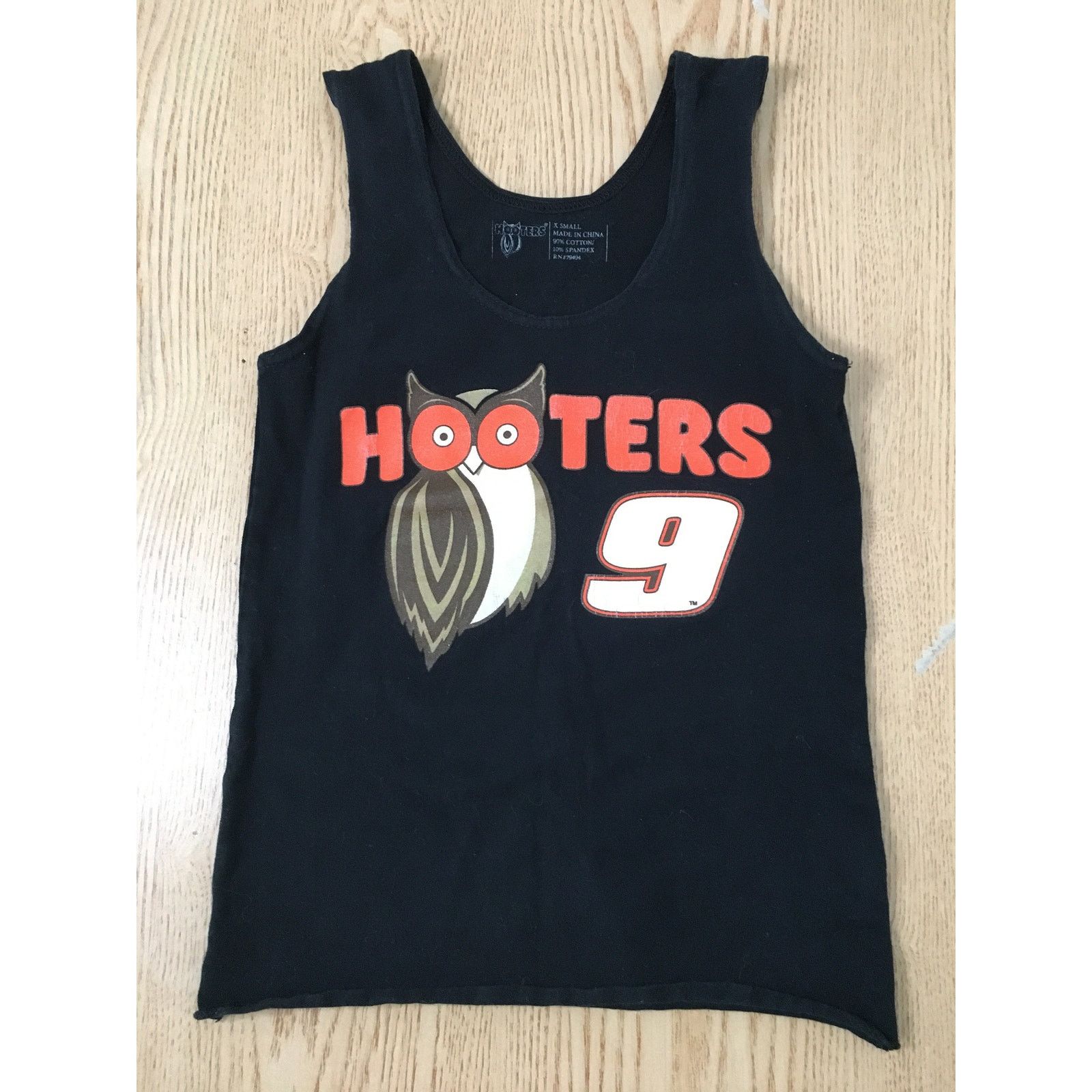 Other B43-1 Hooters Girl Worn Uniform Tank #9 Chase Elliott XS Size XS / US 0-2 / IT 36-38 - 1 Thumbnail