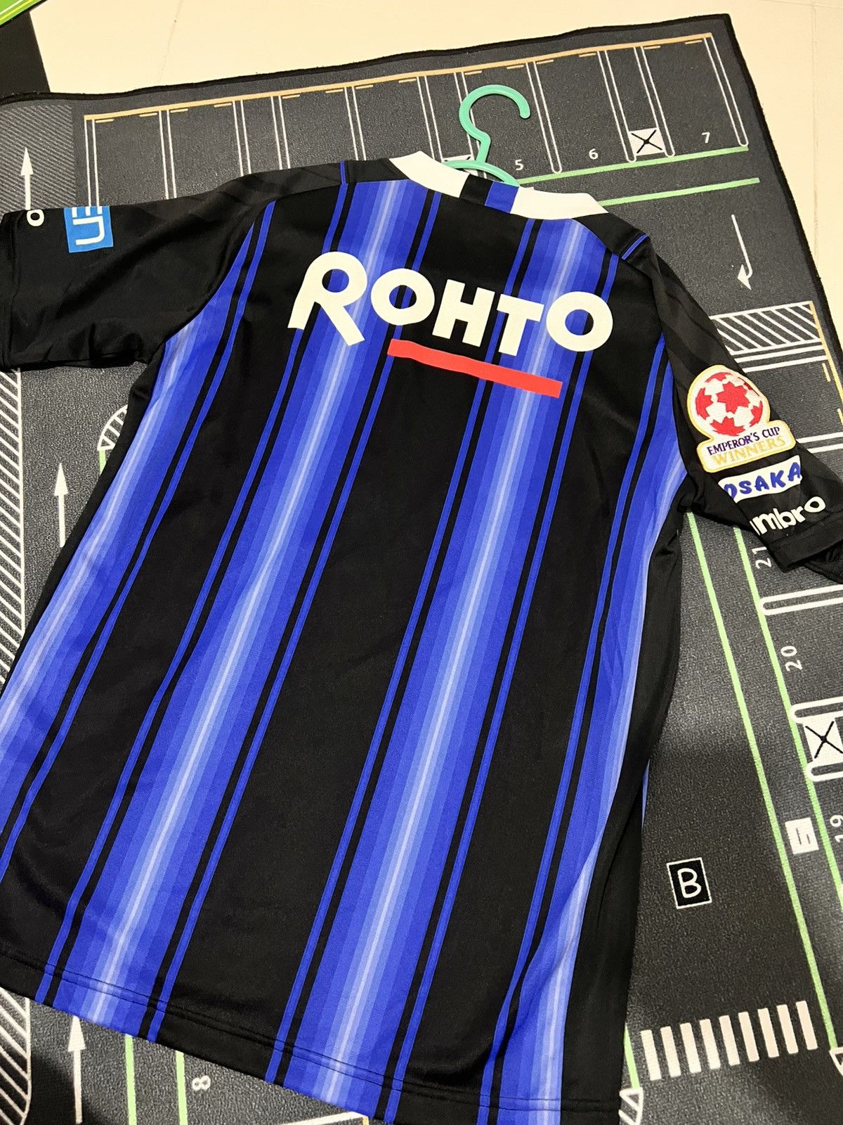 Umbro vtg Gamba osaka umbro 2015 Size US M / EU 48-50 / 2 - 3 Thumbnail