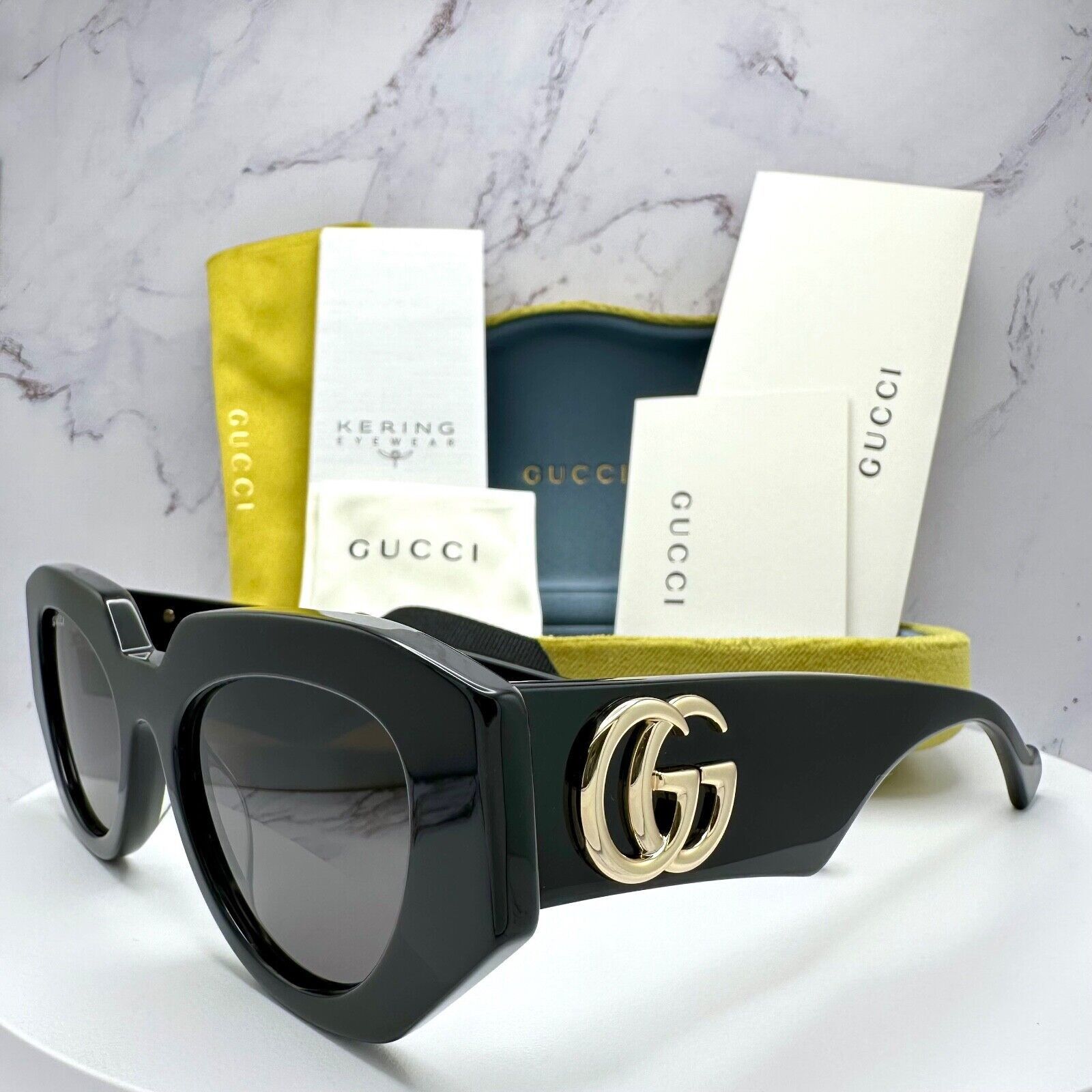 Gucci Gucci Sunglasses Black Cat Eye Gold Interlocking GG Logo Size ONE SIZE - 1 Thumbnail