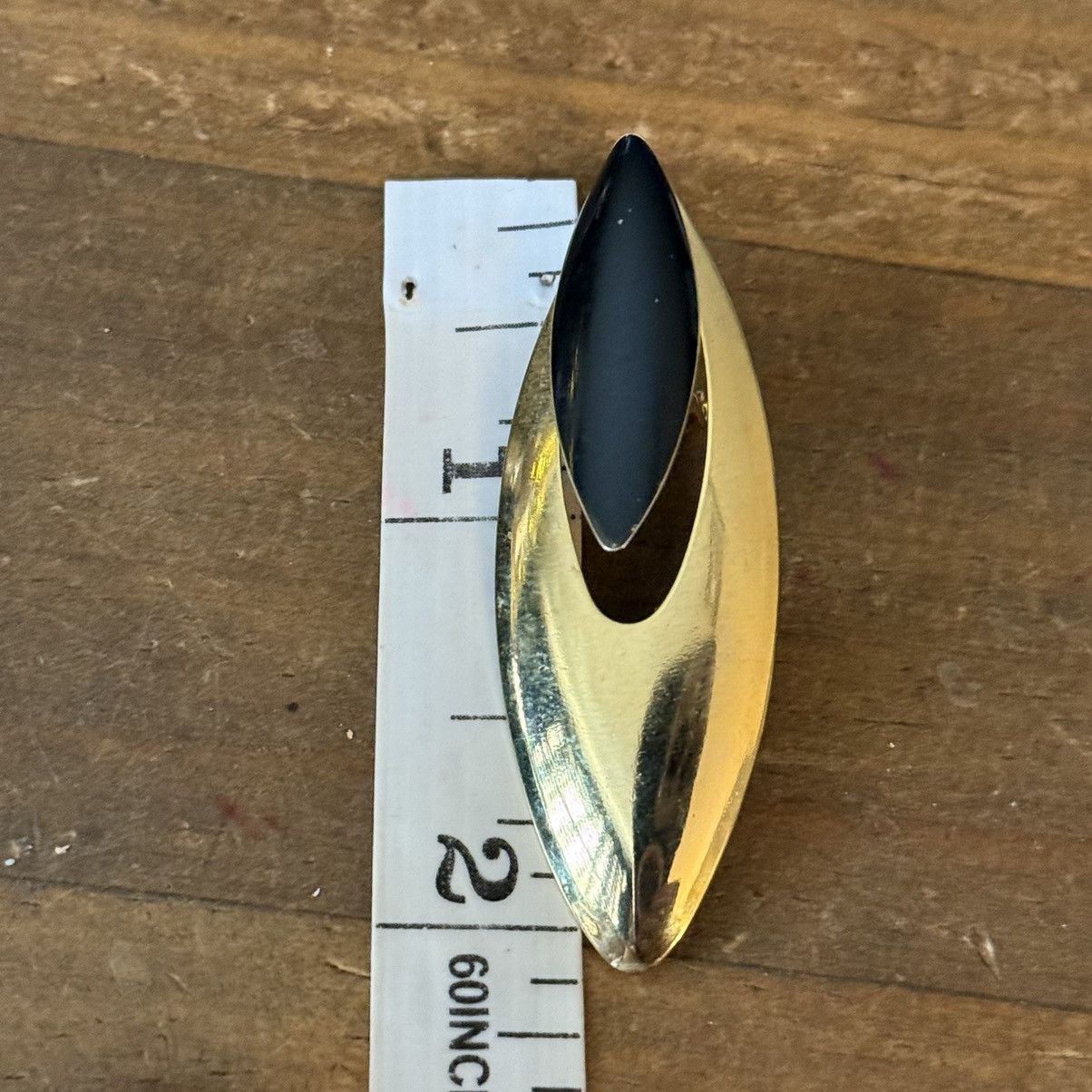 Vintage Vintage gold and black oblong clip on earrings Size ONE SIZE - 4 Thumbnail