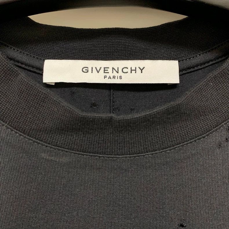 Givenchy Givenchy Chest Logo Destruction Short Sleeve T-Shirt 2506-N Size US XS / EU 42 / 0 - 2 Thumbnail