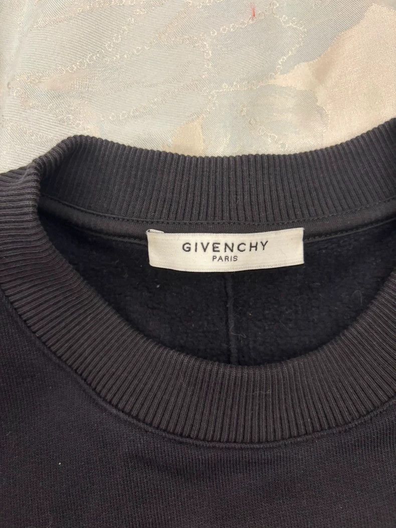 Givenchy Givenchy Hoodie M Sold at American Specialty Stores Size US M / EU 48-50 / 2 - 2 Thumbnail