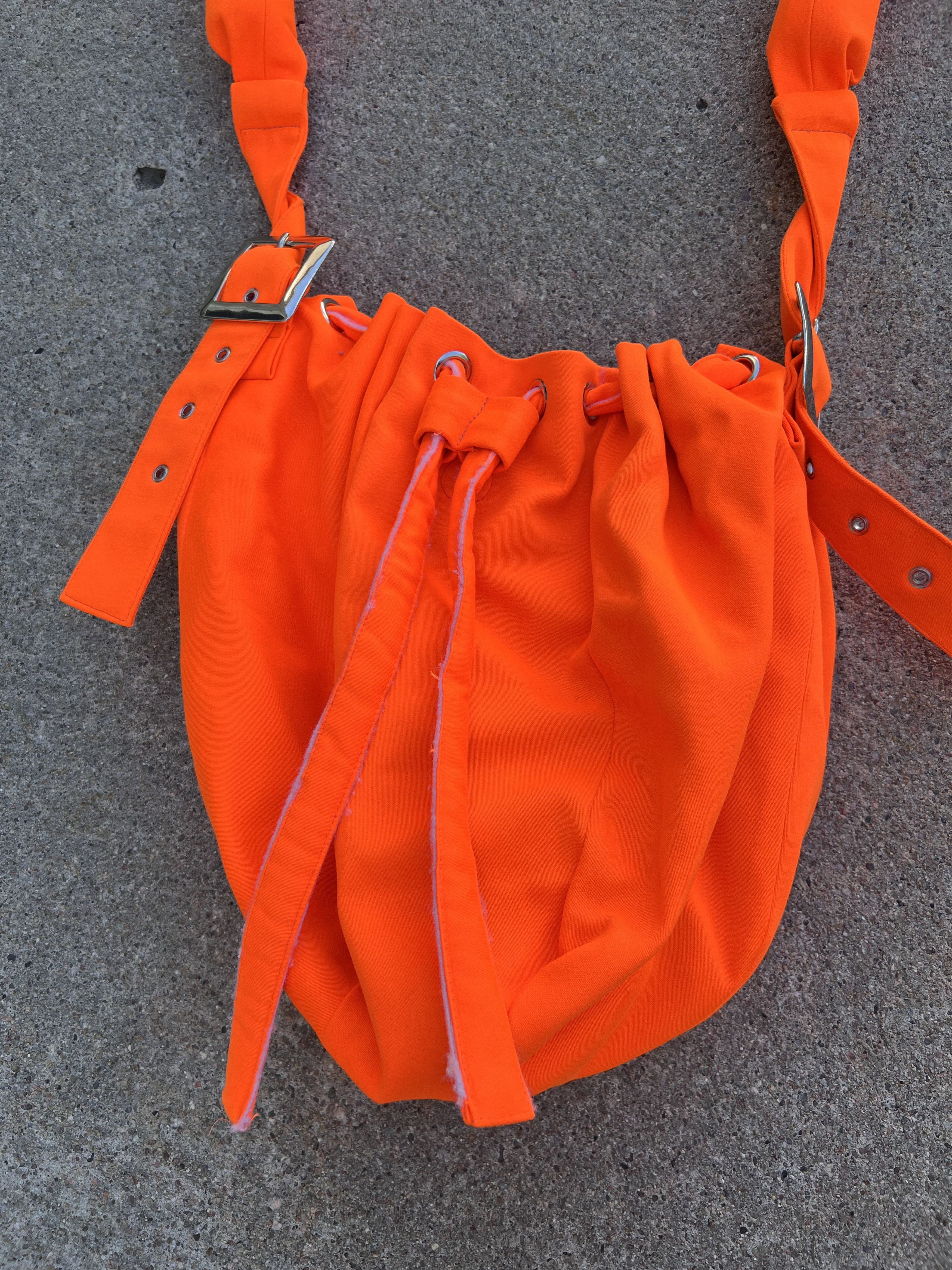 Charles Jeffrey LOVERBOY Charles Jeffrey Loverboy Shoulder Bag in Neon Orange Size ONE SIZE - 4 Thumbnail