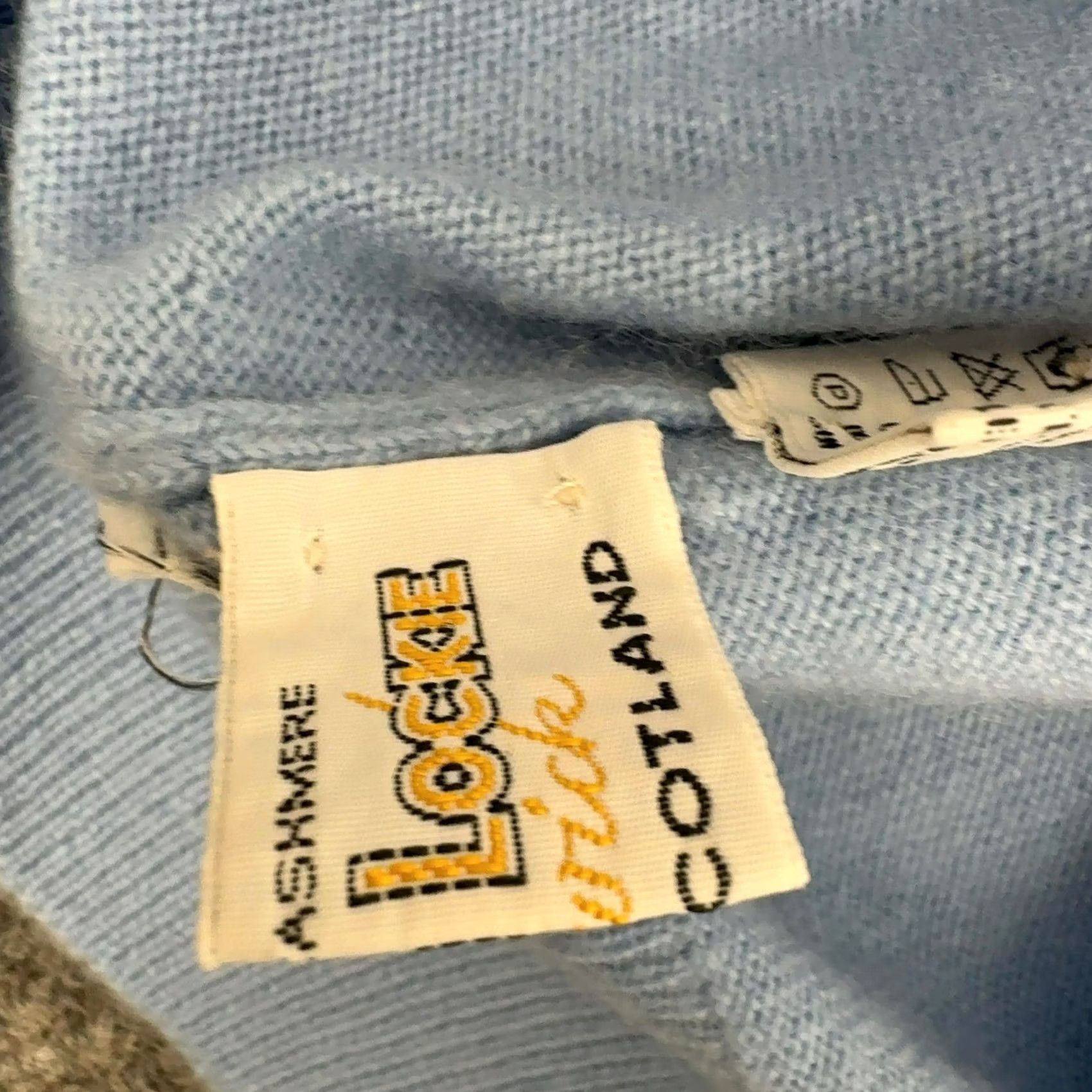 Vintage William Lockie Sweater Womens M Blue Cashmere Short Sleeve Turtleneck Size M / US 6-8 / IT 42-44 - 4 Thumbnail