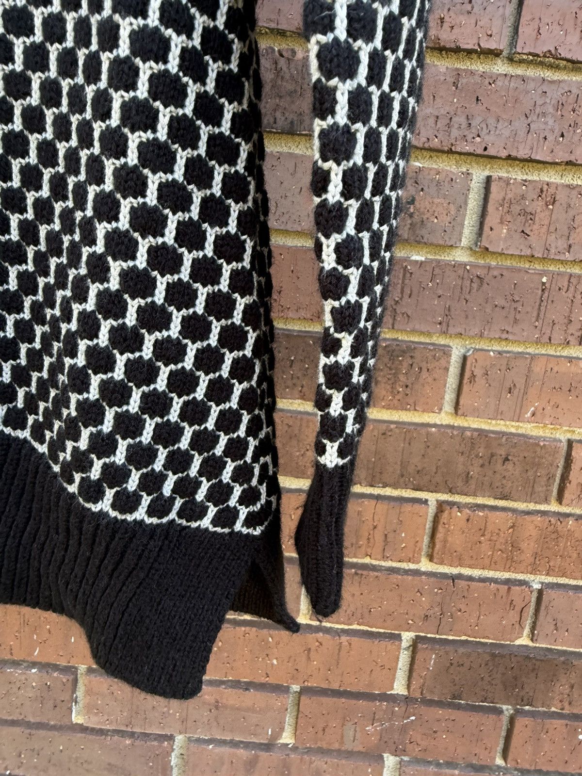 Calvin Klein Calvin Klein Black White Cowl Neck Sweater Hexagon Pattern Size S / US 4 / IT 40 - 4 Thumbnail