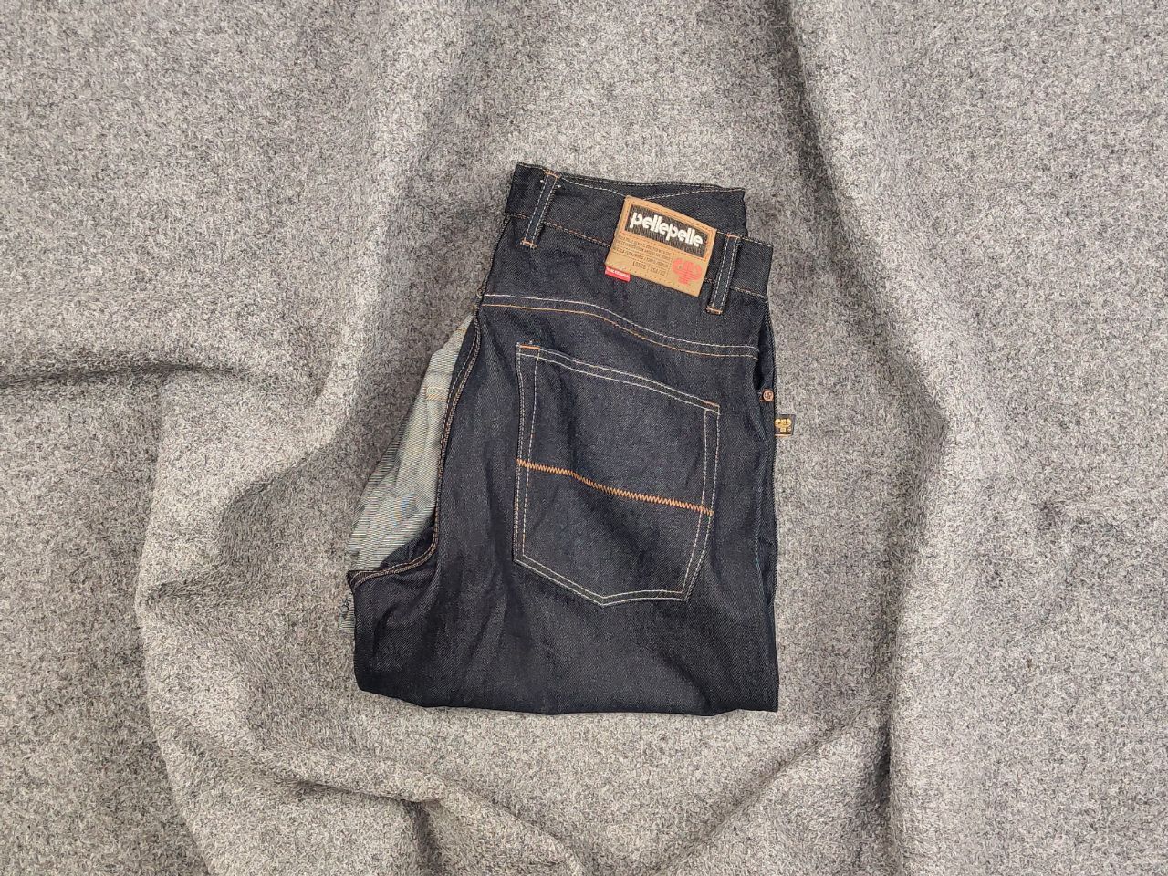 image of Vintage Pelle Pelle Marc Buchanan Baggy Dark Denim Jeans in Blue, Men's (Size 36)