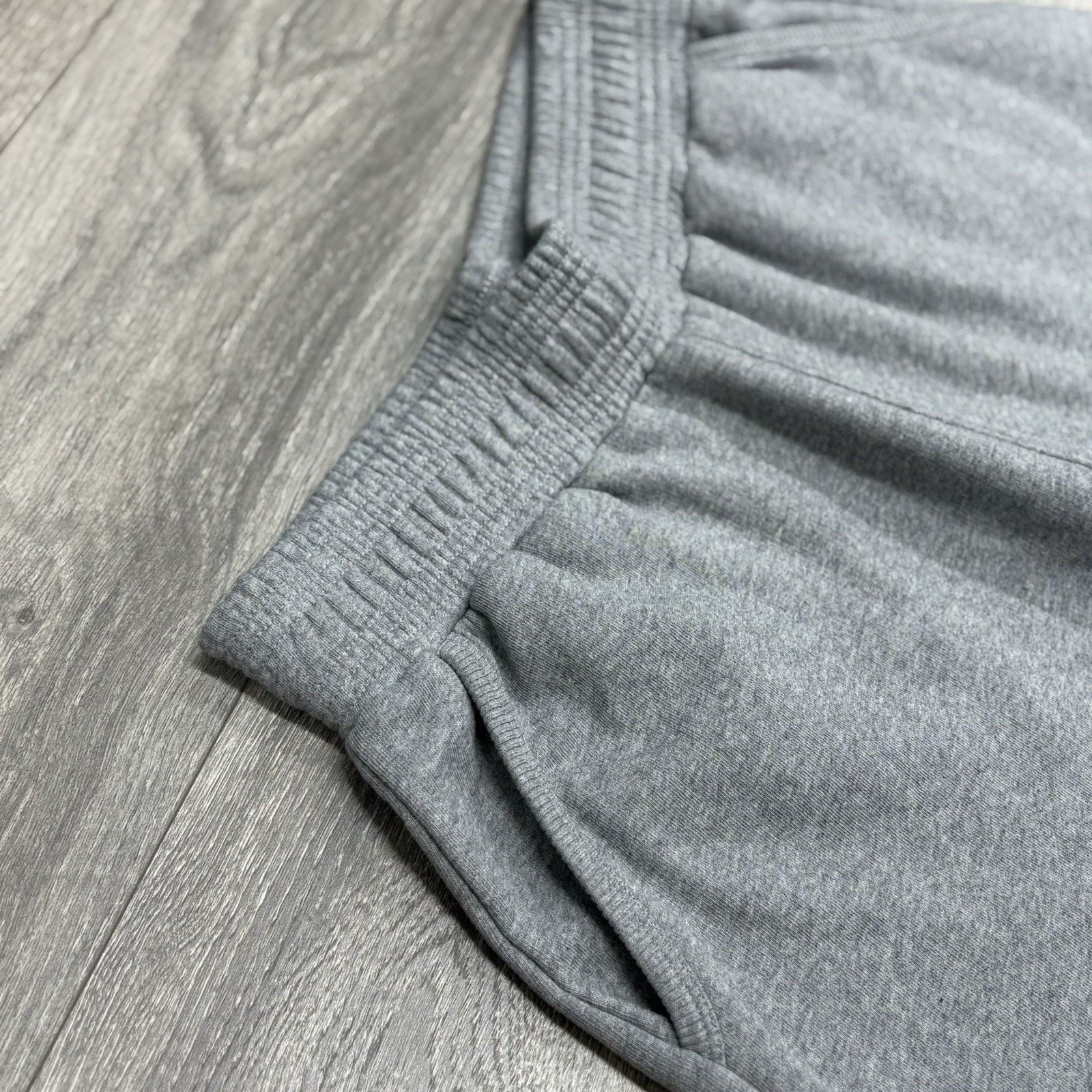 Givenchy Givenchy Latex Band Shorts ' Light Grey Melange ' | NEW! Size US 34 / EU 50 - 6 Thumbnail