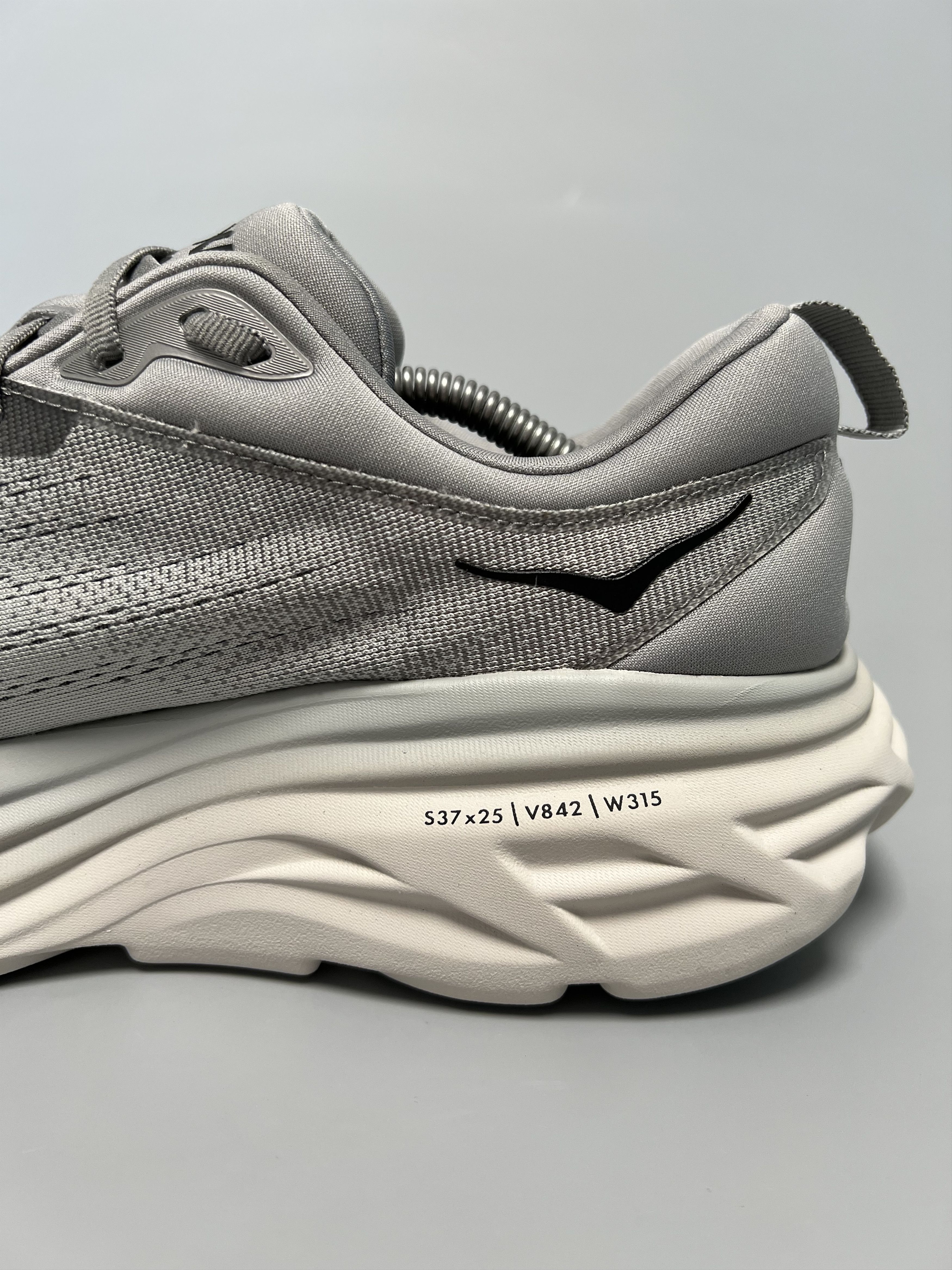 Hoka 10.5D Hoka One One Bondi 8 Men’s Running Shoes Size US 10.5 / EU 43-44 - 11 Thumbnail