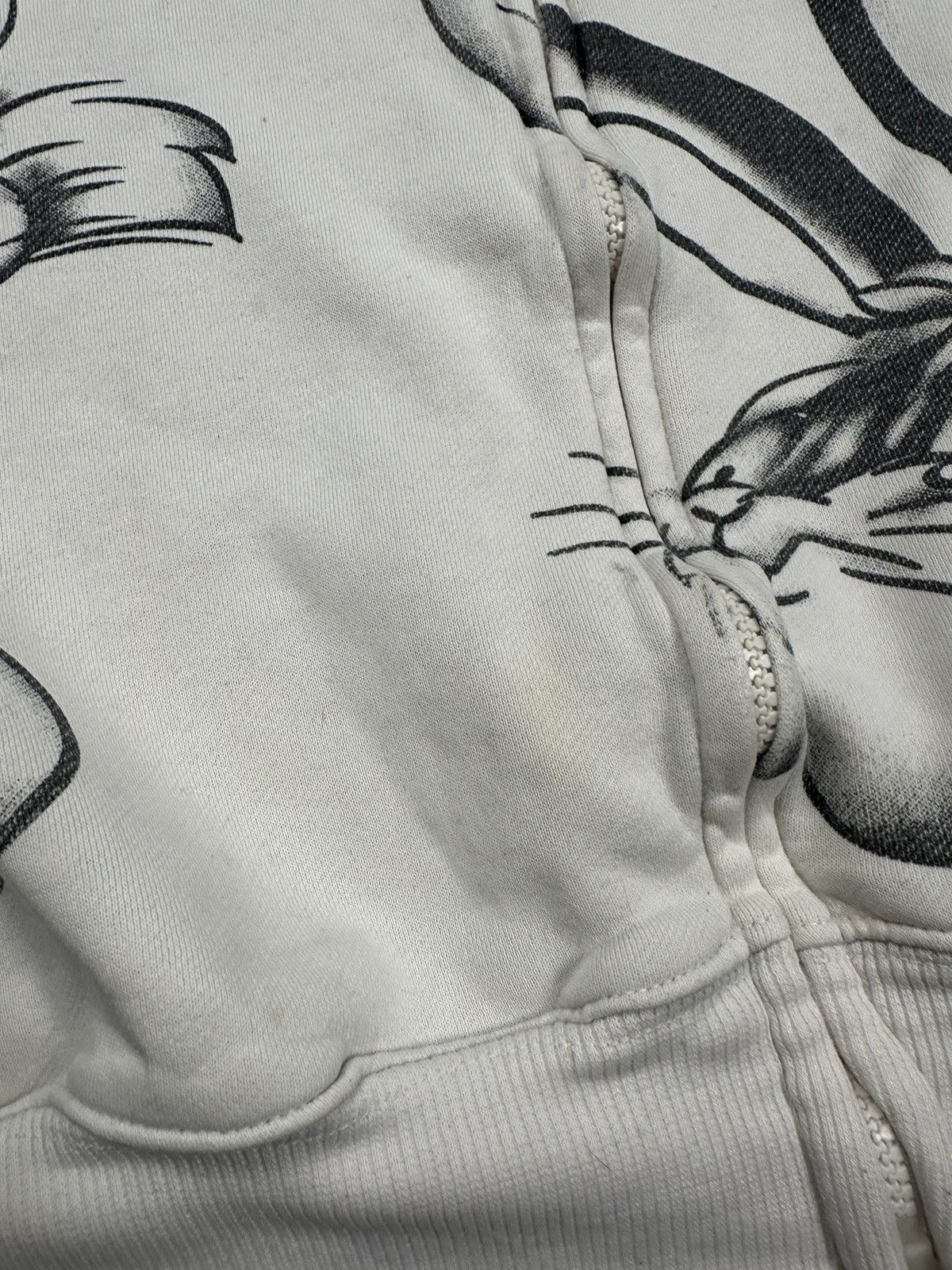 Vintage × Warner Bros Vintage y2k Lot 29 Looney Tunes All Over Print Boxy Hoodie Size US XXL / EU 58 / 5 - 9 Thumbnail
