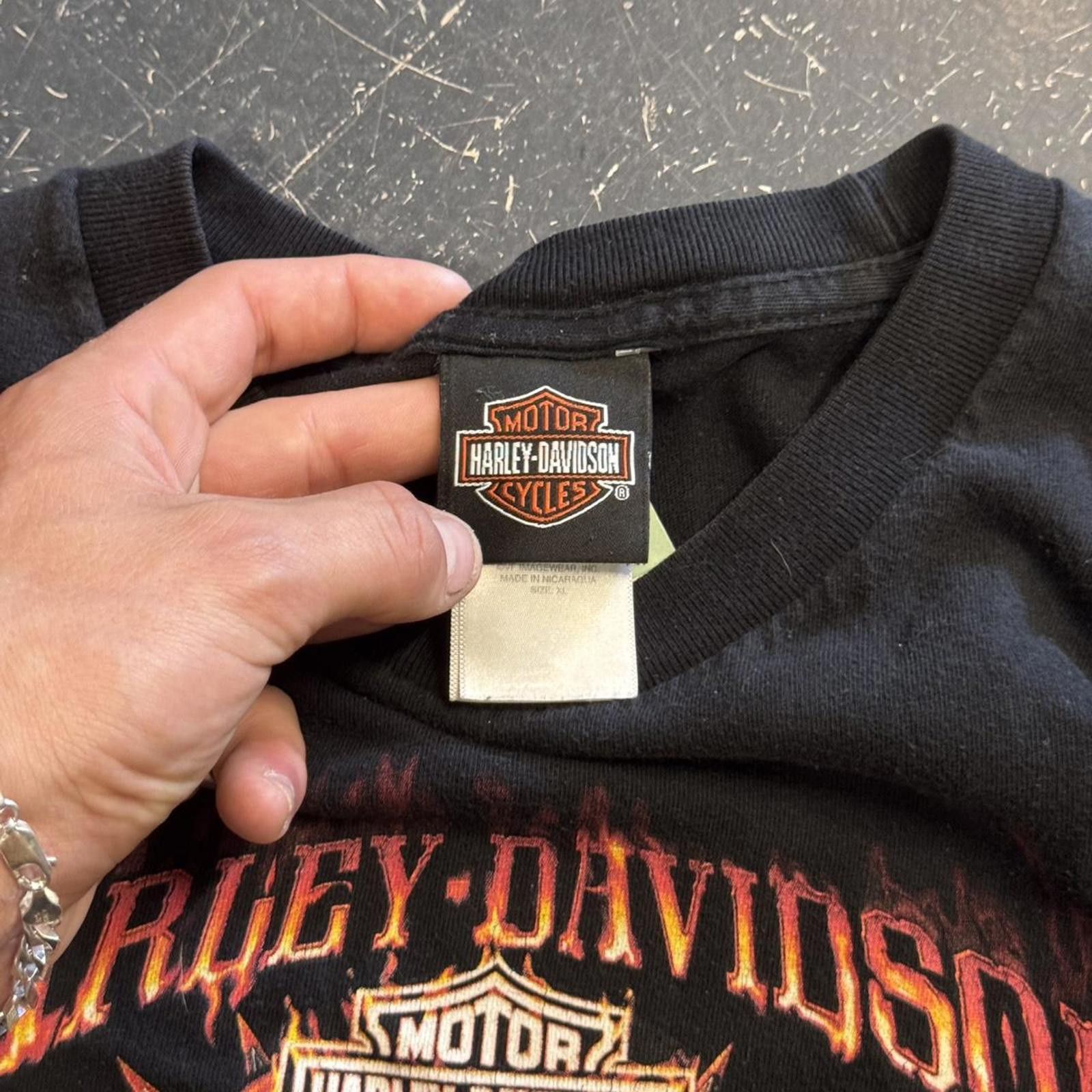 Harley Davidson × Vintage Vintage Harley Davidson Flaming Skull Tee Size US XL / EU 56 / 4 - 4 Thumbnail