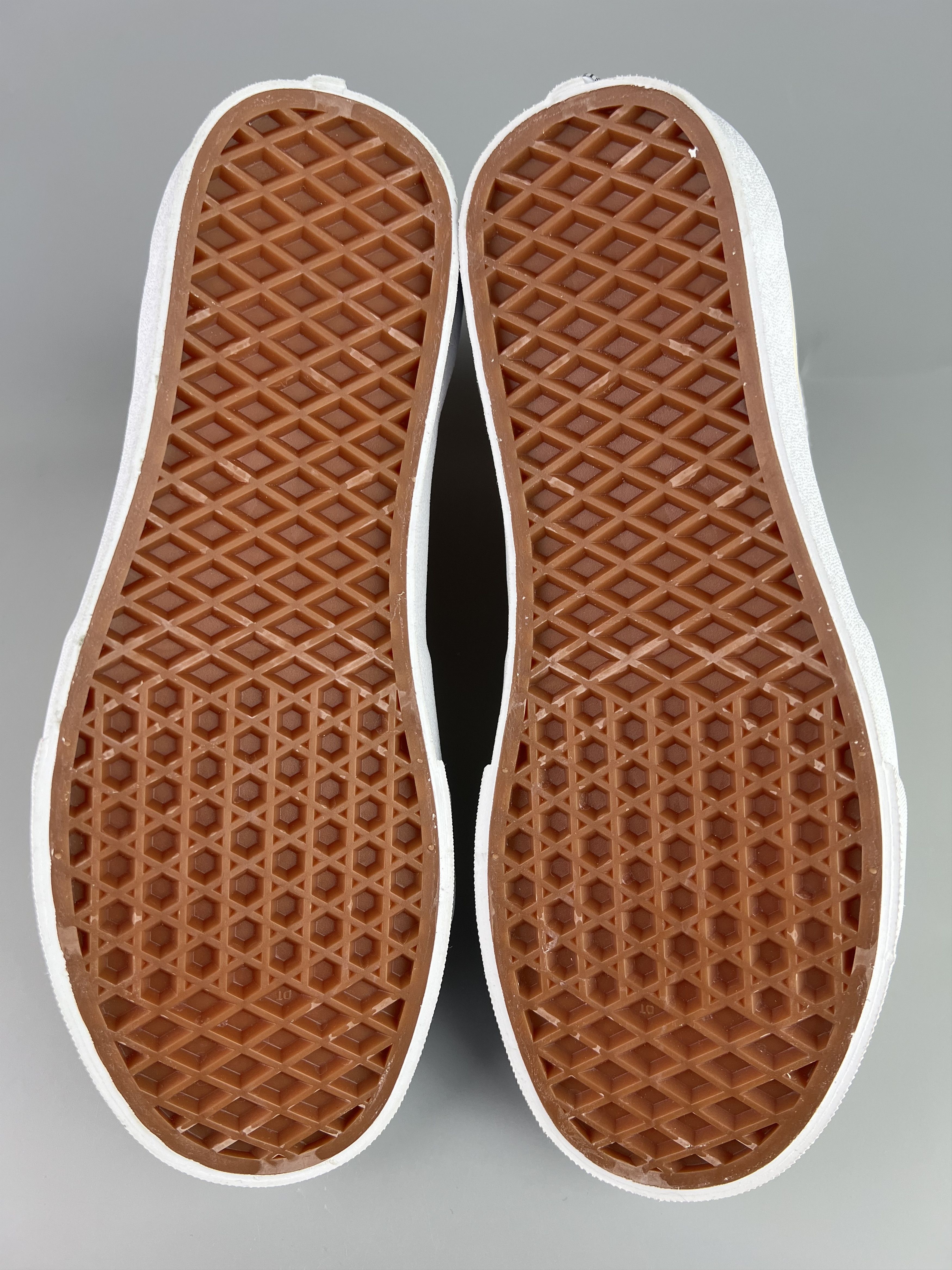 Vans × Welcome Skateboards Vans SK8-HI Women's Sneakers Size US 7 Size US 7 / IT 37 - 5 Thumbnail