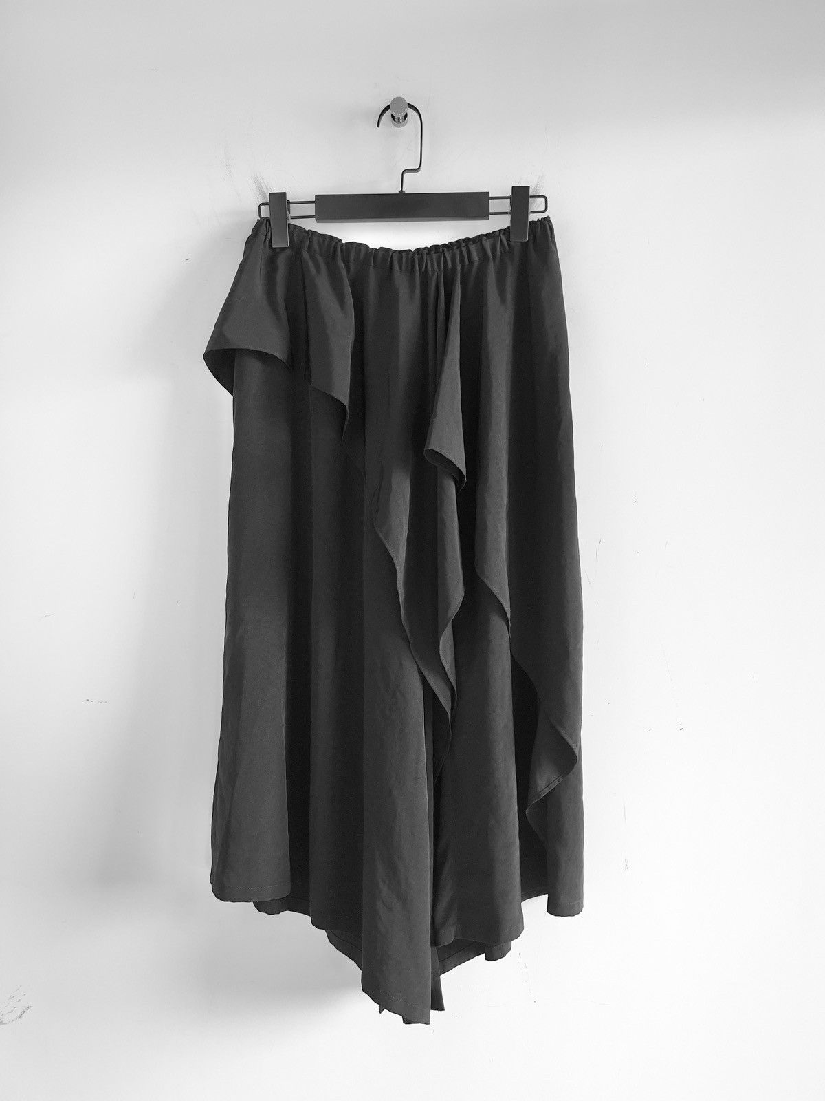 Yohji Yamamoto Y's Yohji Yamamoto - CREPE de CHINE RUFFLE PANTS Size 24" / US 00 / IT 34 - 1 Thumbnail