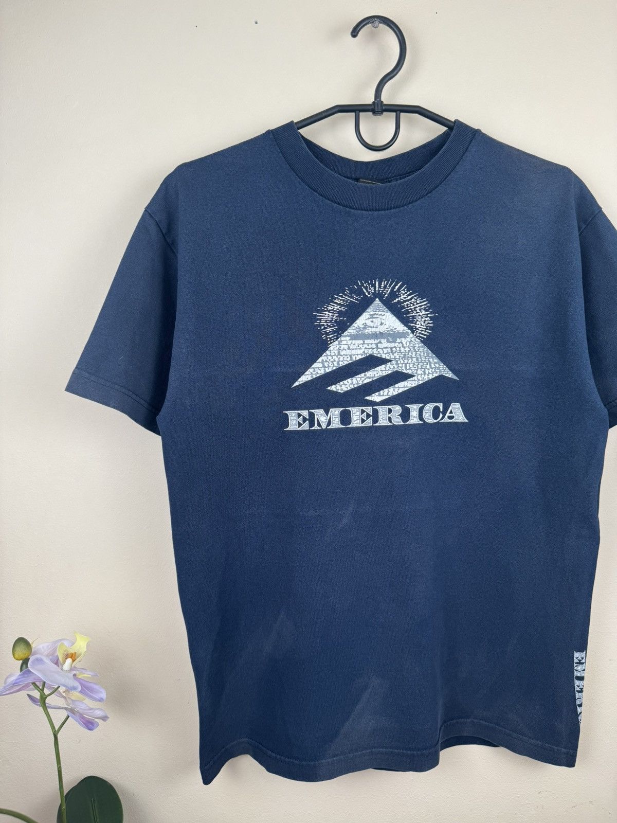 Emerica Vintage Emerica T shirt Skateboarding Mason Pyramide M Blue Size US M / EU 48-50 / 2 - 8 Thumbnail