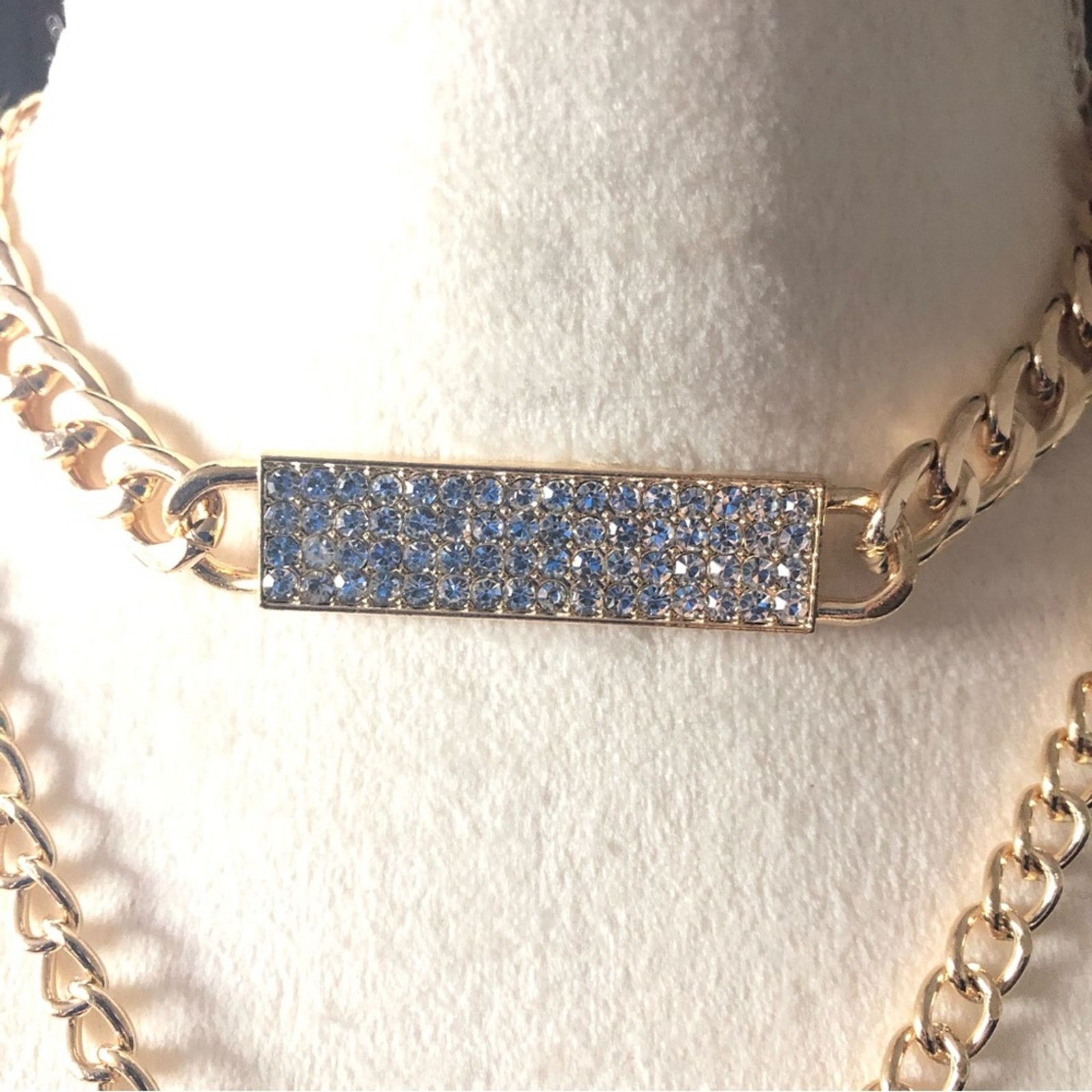 Jewelry European style two piece clear stone gold necklace set NEW Size ONE SIZE - 11 Thumbnail