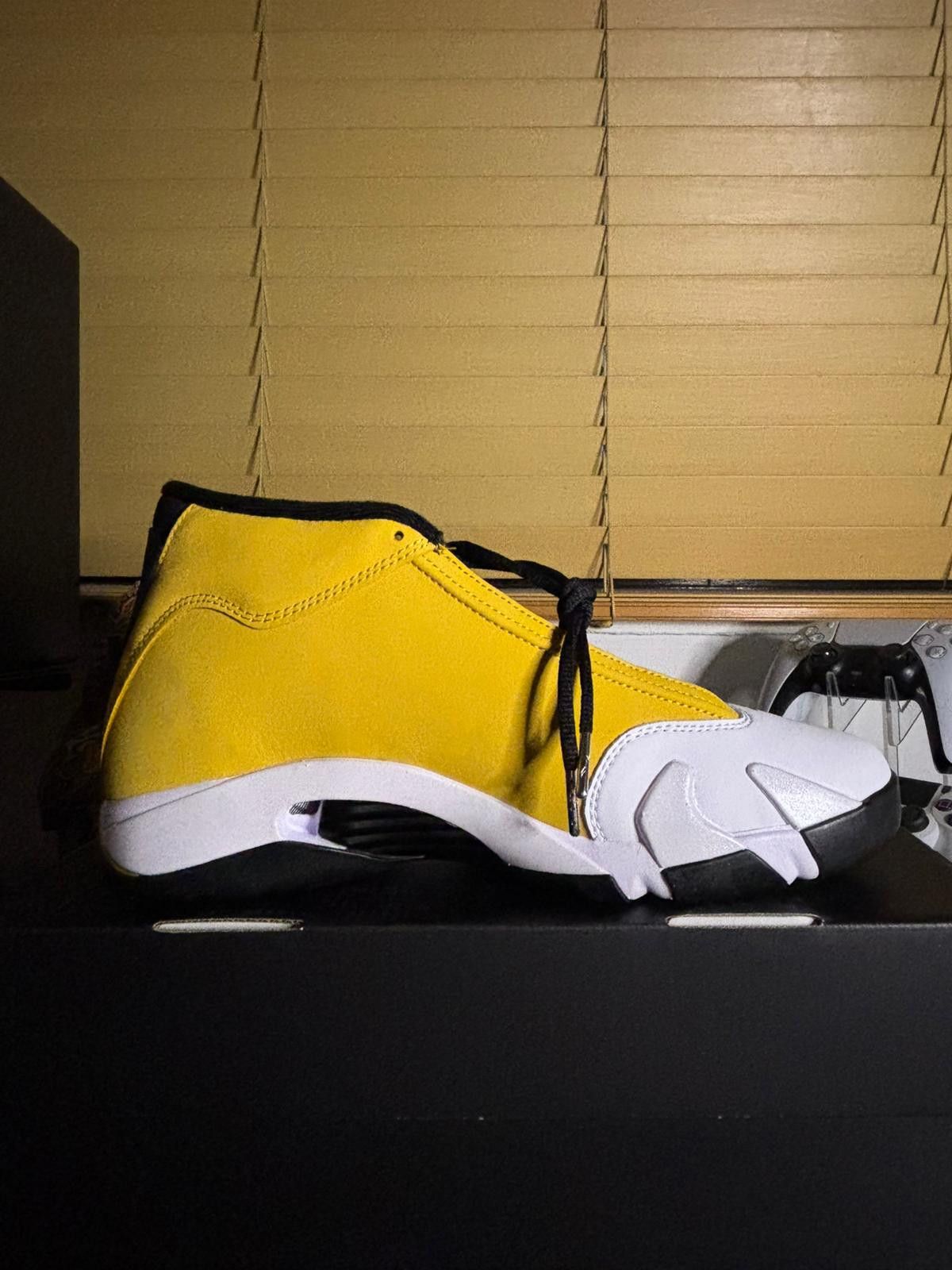 Jordan Brand Nike Air Jordan 14 Retro 'Light Ginger' Size US 11 / EU 44 - 1 Thumbnail